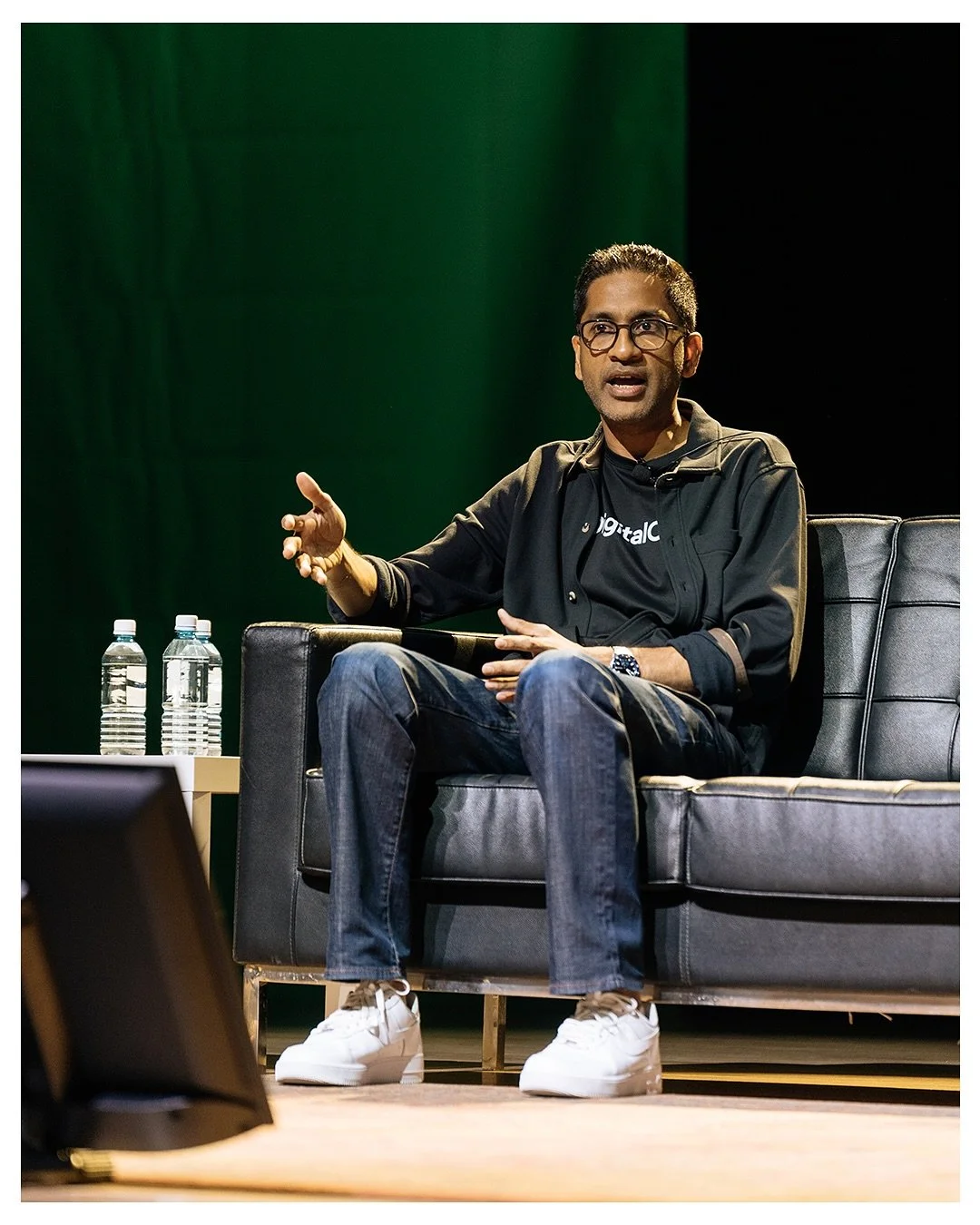 Event photos are about capturing a feeling.

When I look at these photos I can remember the feeling of being in those rooms. 

Last month I had the opportunity to photograph the leaders of @thedigitalocean at the @techstars FounderCon in Boulder. 

S