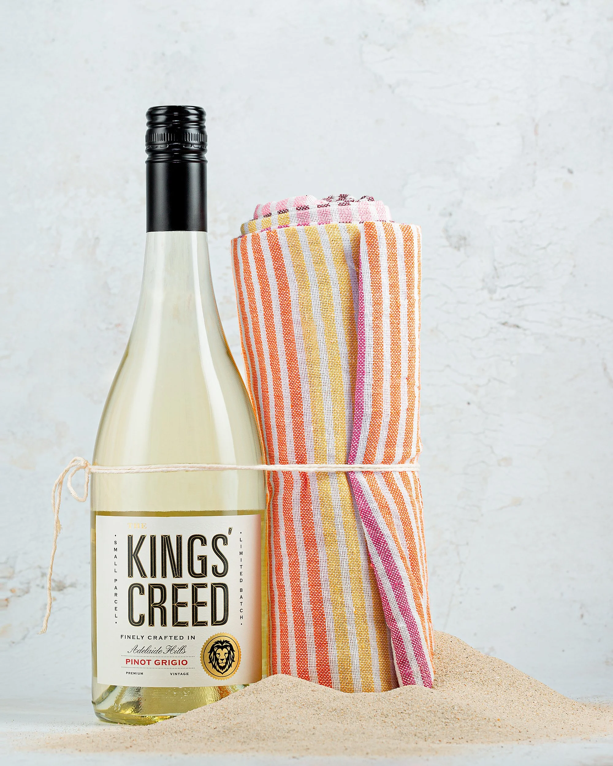 Kings_Creed_Pinot_With_Sand.jpg