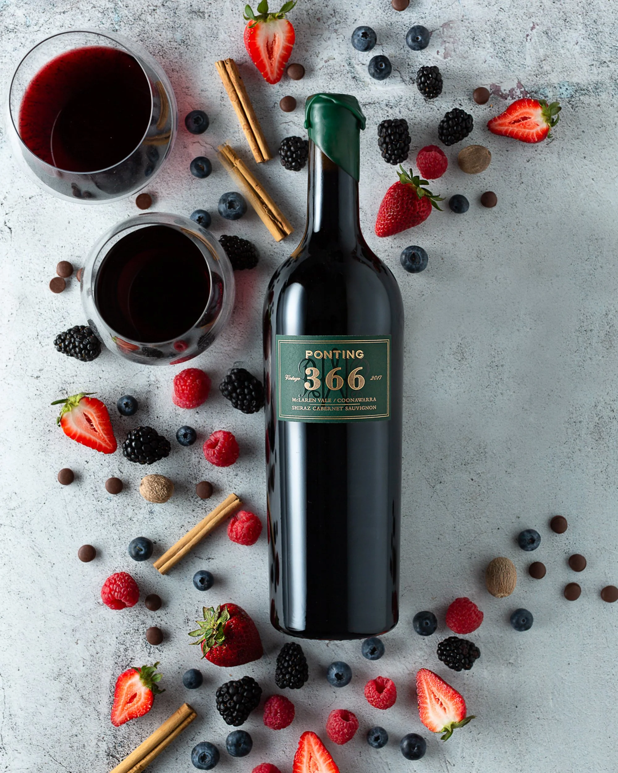 Ponting_Wines_366_Flatlay.jpg