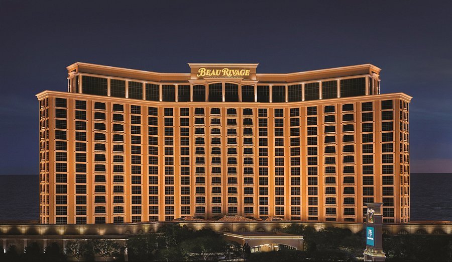 Registration Desk Open at Beau Rivage