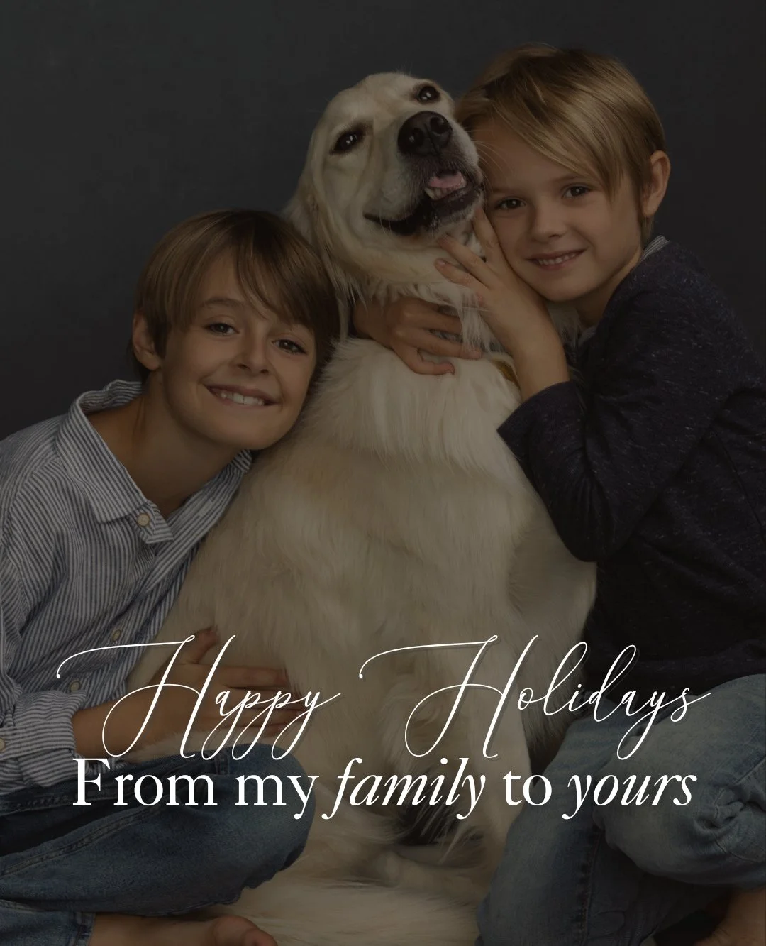 Just popping in with a little love&hellip; ❤️⁠
⁠
Merry Christmas and Happy Holidays, friends.⁠
⁠
This time of year always reminds me how grateful I am &mdash; for this community, for the beautiful souls I get to create with, and for the moments of re