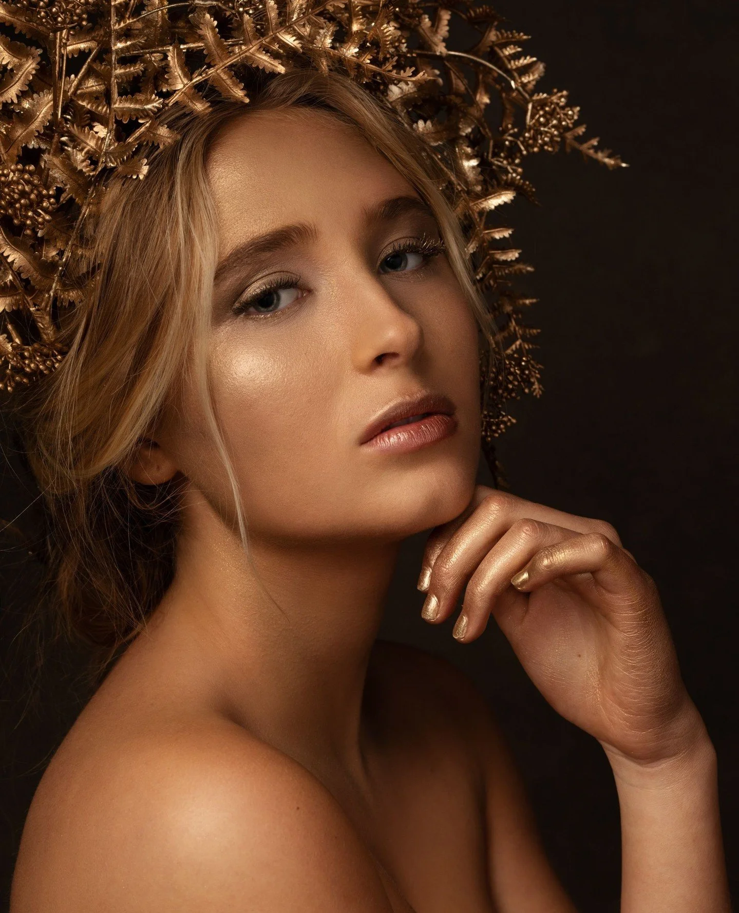 New year. New light. Same beautiful you.⁠
⁠
Whether you&rsquo;re entering 2026 with clarity or still gently untangling all the year held, this is your reminder:⁠
⁠
You&rsquo;re allowed to grow at your own pace.⁠
⁠
You&rsquo;re allowed to begin again.