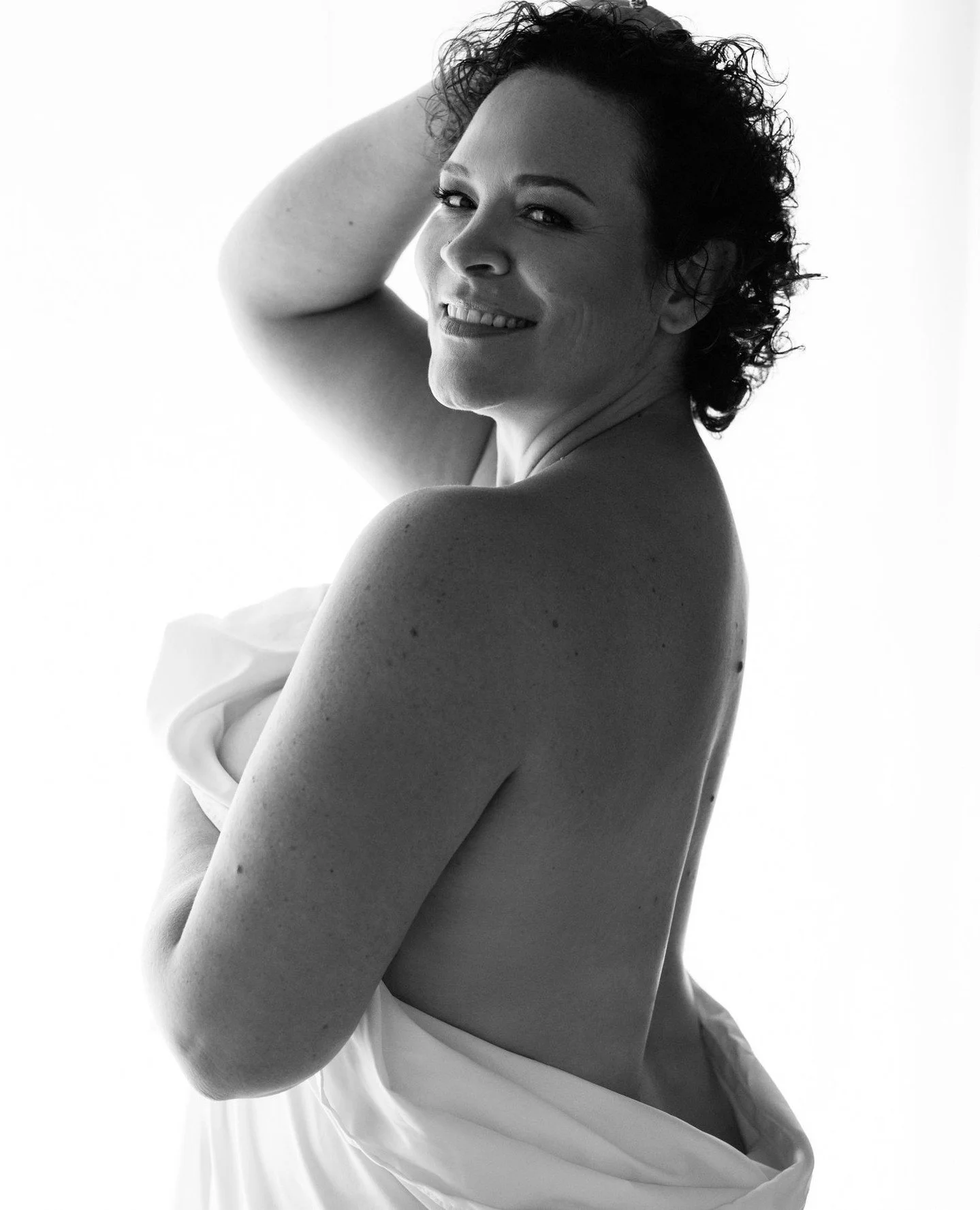 Not a sale. Not a session. Something deeper. 🌹⁠
⁠
I have something new coming and I am really excited to share it with you.⁠
And it&rsquo;s unlike anything I&rsquo;ve ever offered before.⁠
⁠
A soul-led portrait experience for women who don&rsquo;t n