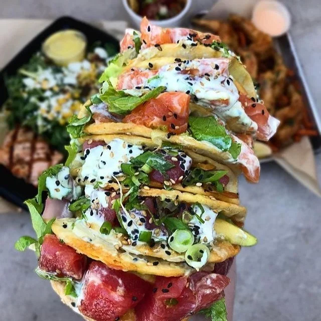 How many can you hold? 👀
.
.
.
#friday #tacos #handful #poke #seafood #greatfood #eat #delicious #carlsbad #irvine #solananbeach #alisoviejo #carmelmountain #sandiego #orangecounty #losangeles #foodie #fishdistrict #appetizers #snacks #protein #clea