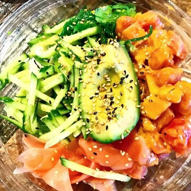 Hope you avo good day! 🥑 #youguacthis #badpuns
.
.
.
📸 -&gt; @brandyliketheagent
.
.
.
#avocado #puns #poke #pokebowl #humpday #keepgoing #yougotthis #bravocado #carlsbad #solanabeach #irvine #alisoviejo #sandiego #fishdistrict #seafoodrestaurant #