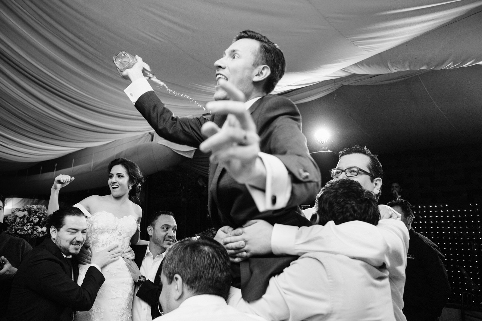 -RESUMEN-Anayanzin+Luis Wedding-1949.JPG