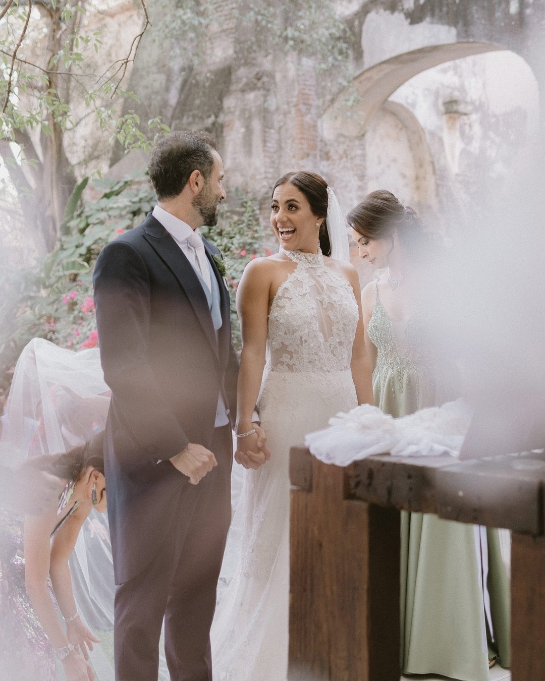 Family, tradition, happiness&hellip; 
&middot;
&middot;
&middot;
#fotografodebodas #weddingphotographer #inquadratura #fotografiadebodas #weddingphotography #justmarried #weddinginspiration #weddingstyle #bodasmexico #storytelling #mexicoweddingphoto