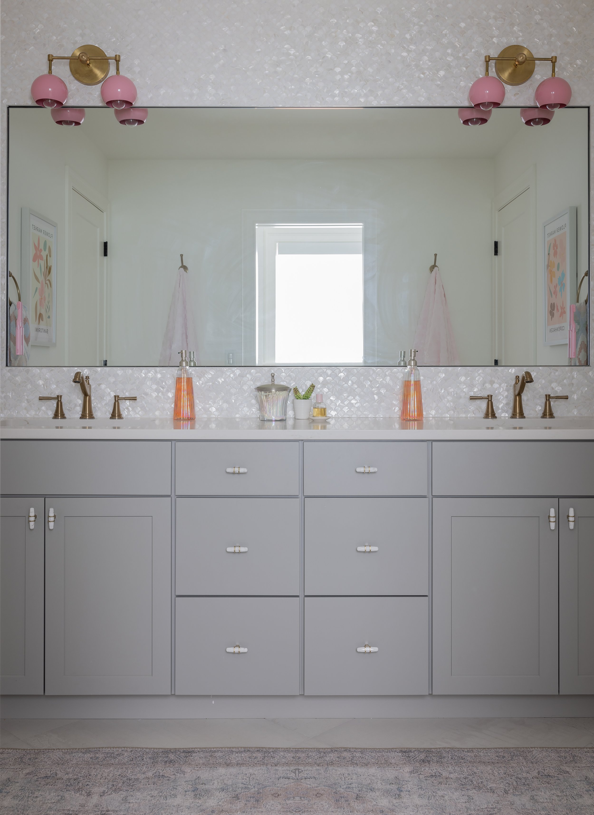 Bluemead Massachusetts farmhouse interior designer