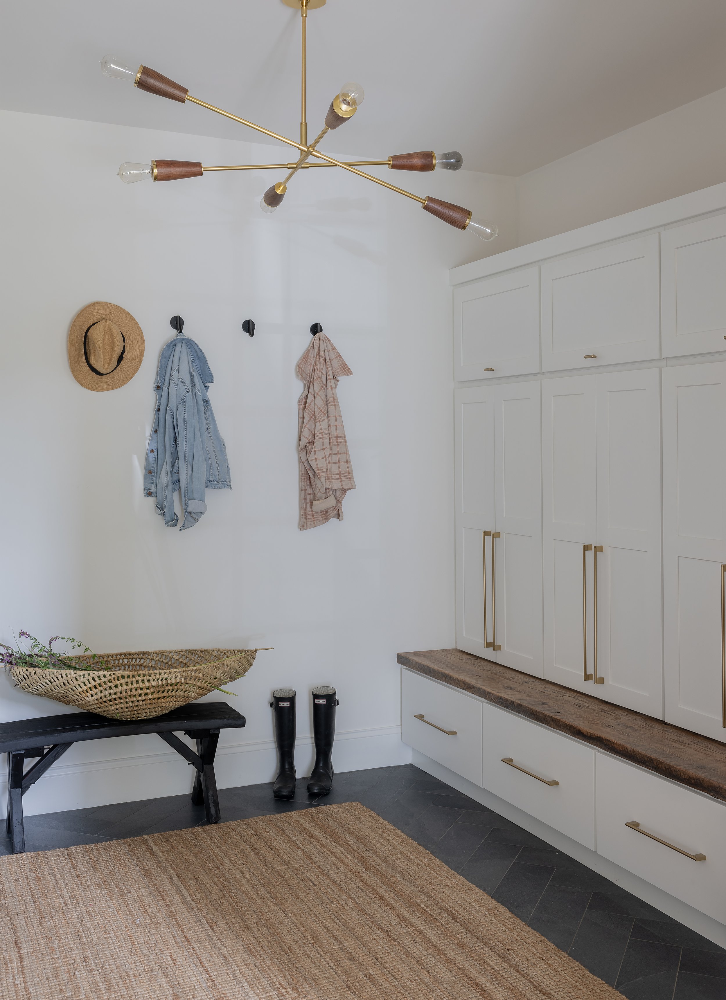 Bluemead Massachusetts farmhouse interior designer