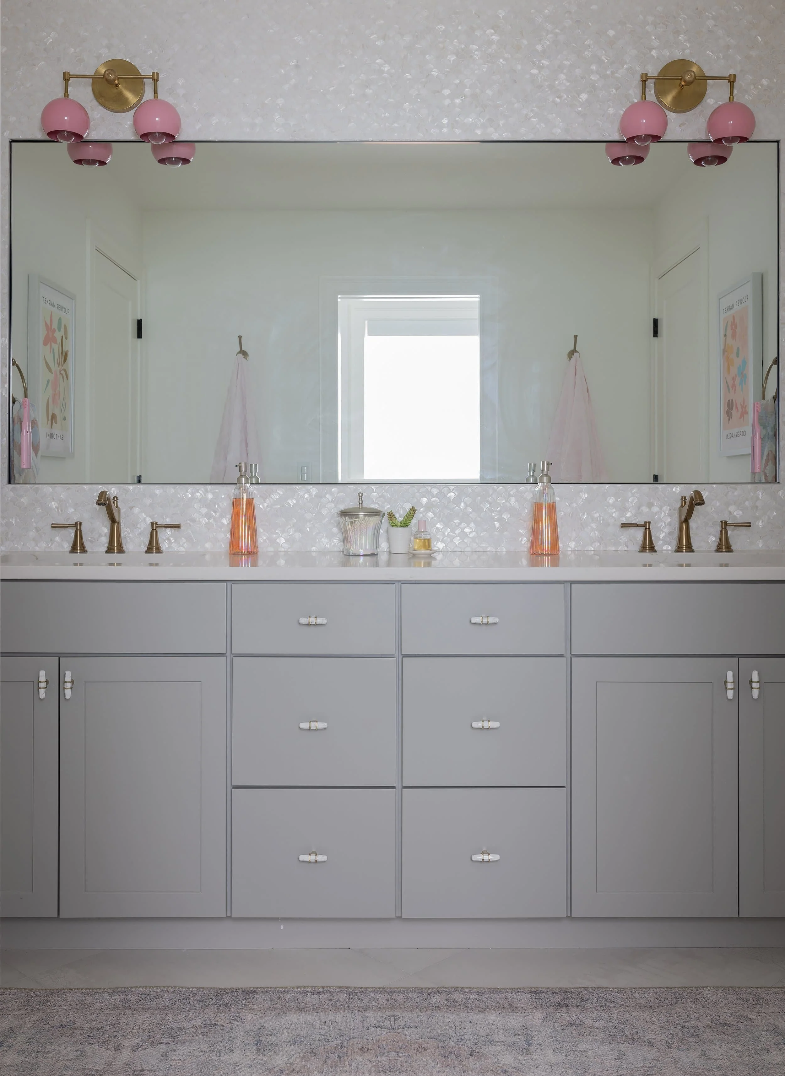 Bluemead Massachusetts farmhouse interior designer