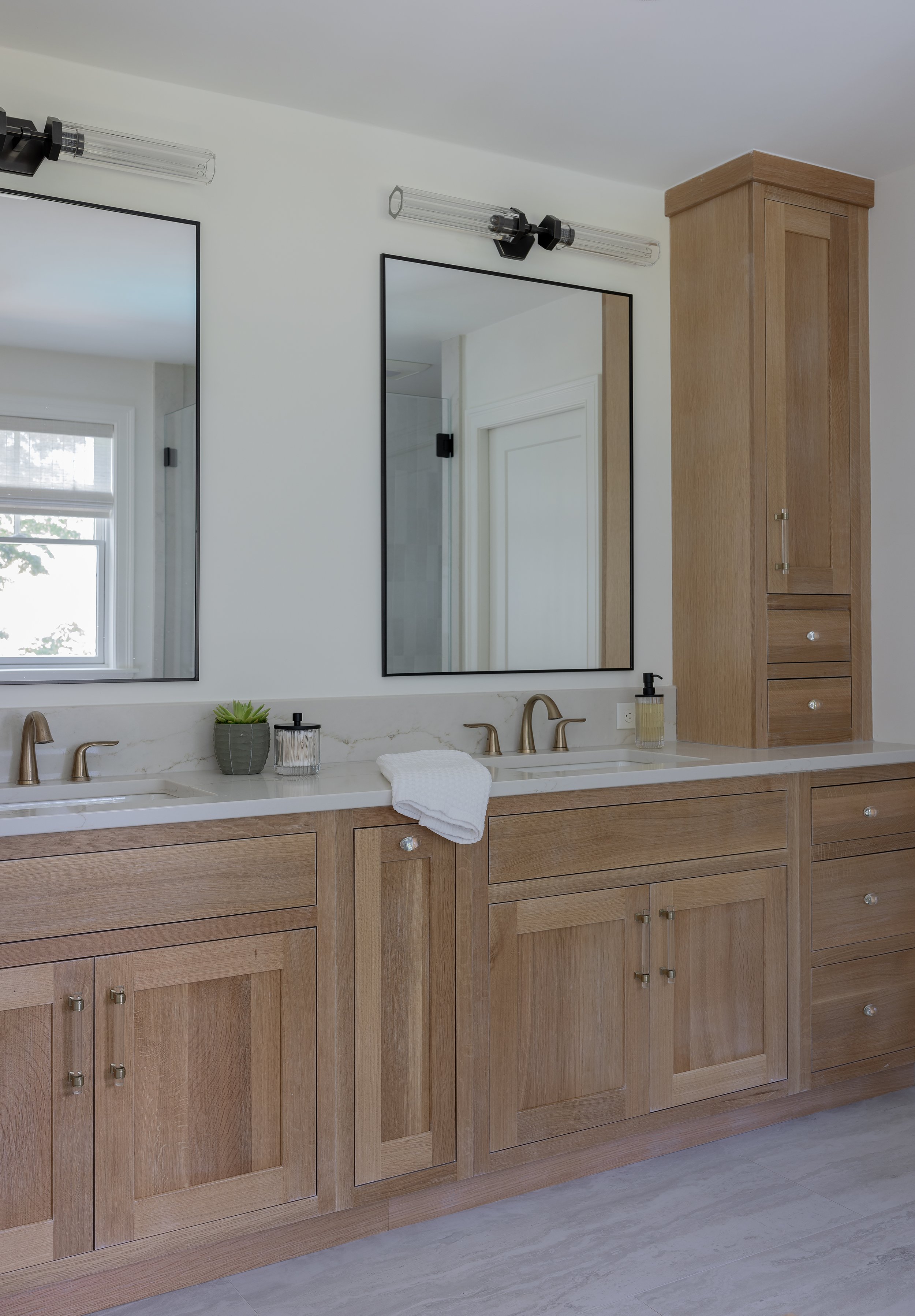 Bluemead Massachusetts farmhouse interior designer