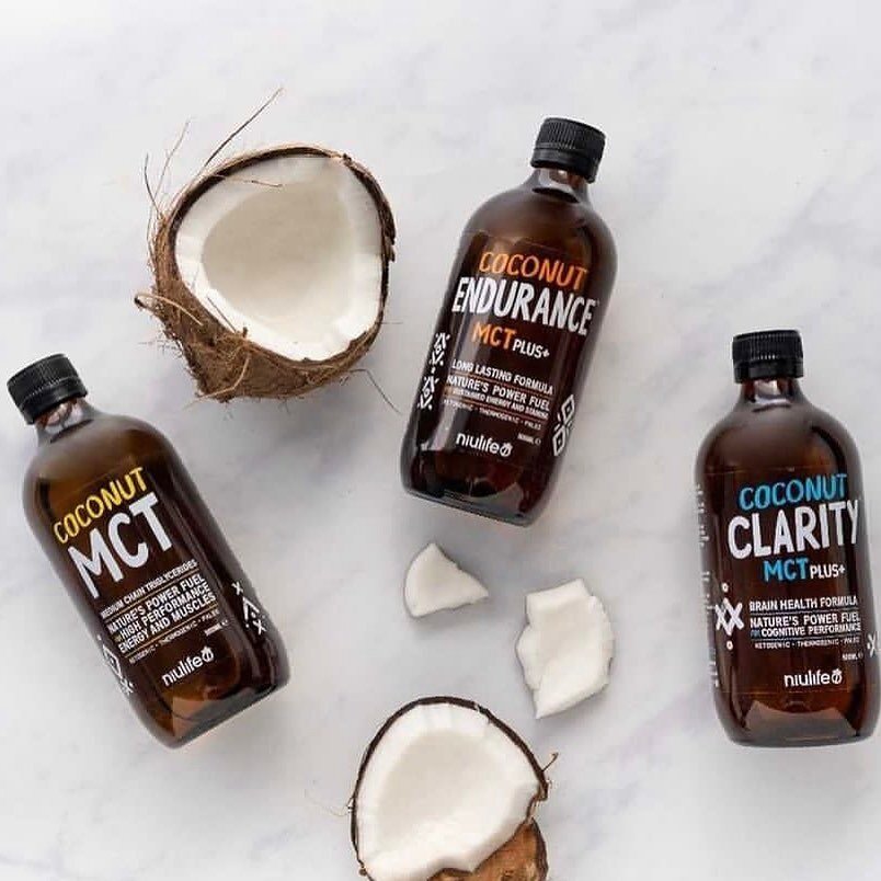 WHAT&rsquo;S THE DEAL WITH MCT COCONUT OIL?

We could go into a chemistry lesson about atoms and and fatty acid chain lengths or we could just settle with - it&rsquo;s a type of saturated fat that is rapidly digested and absorbed by the body.

MCT, o