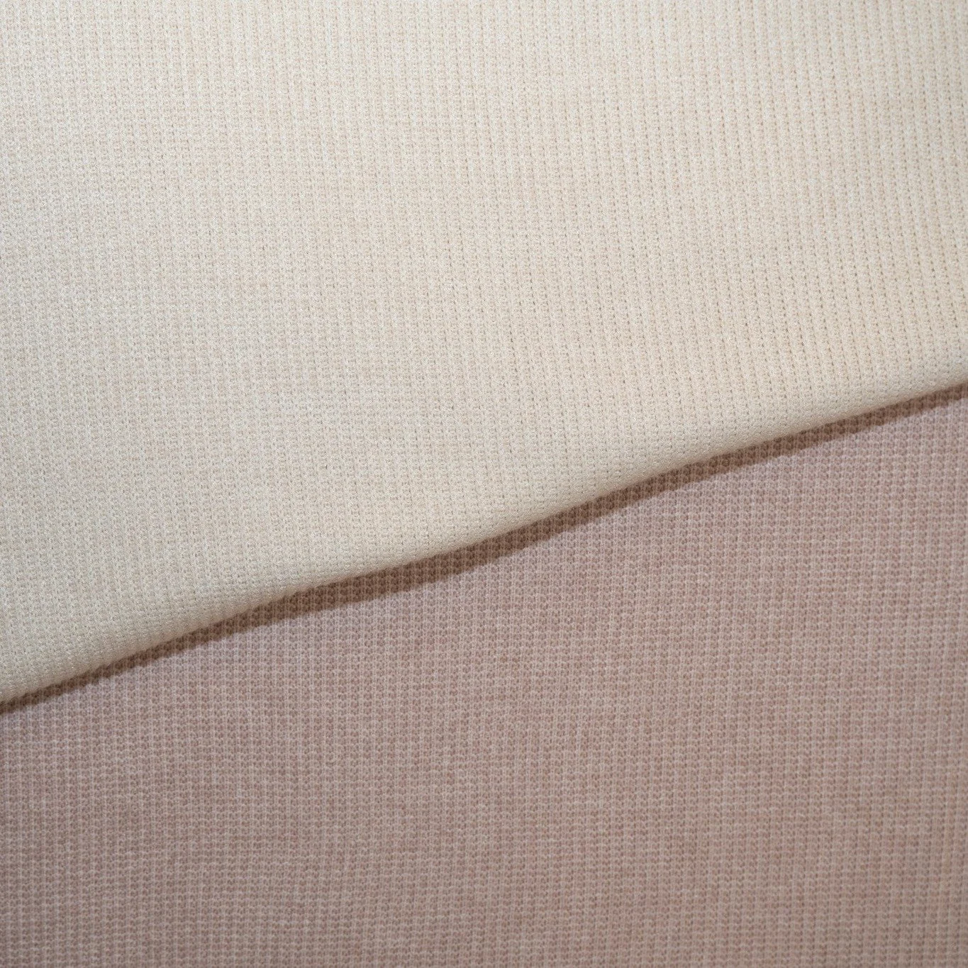 3. Adventswoche: 10% auf den flauschigen Strick - f&uuml;r deinen n&auml;chsten Pullover, den du am liebsten nie mehr ausziehen willst.