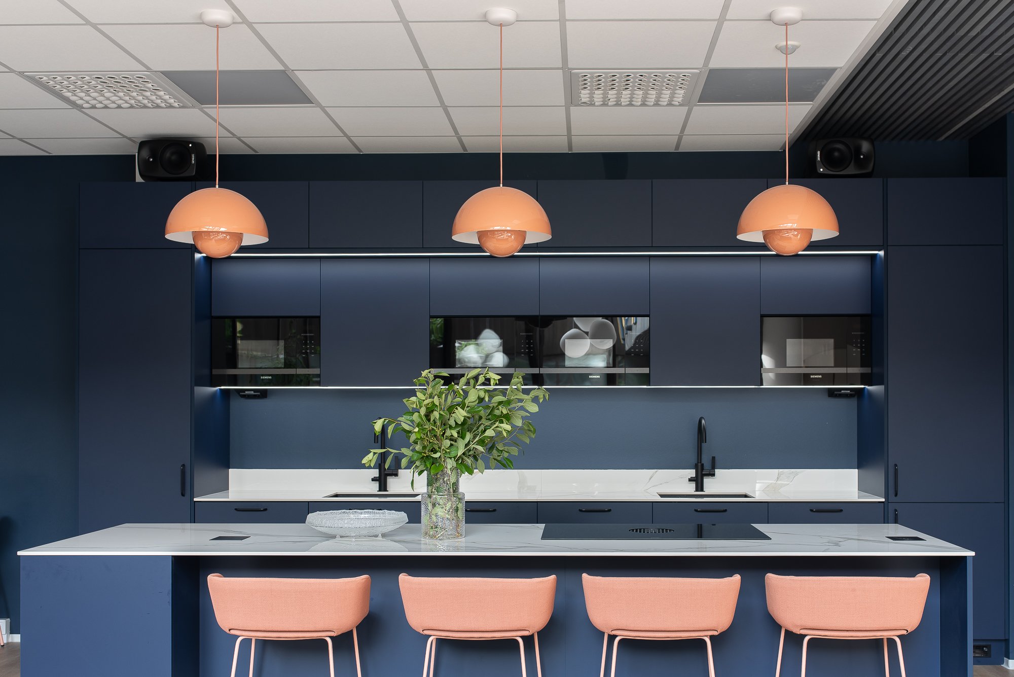 Samblagroup-4.jpg