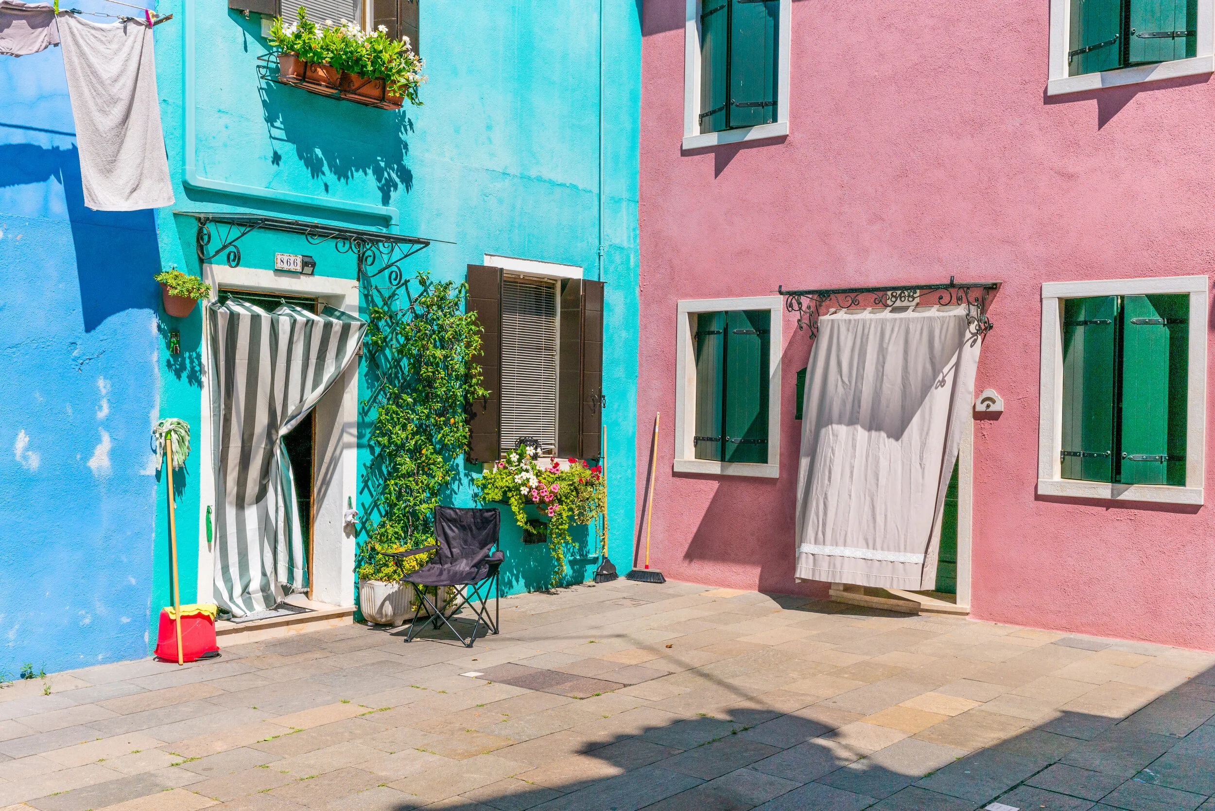 Alessandro_Giugni_Colors suspended in time. Geometries of an island_10.jpg