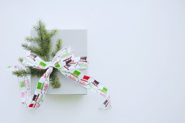 15 Christmas Gifts For Female Boss Miss Tea Positive 15-christmas-gifts-for-female-boss-miss-tea-positive