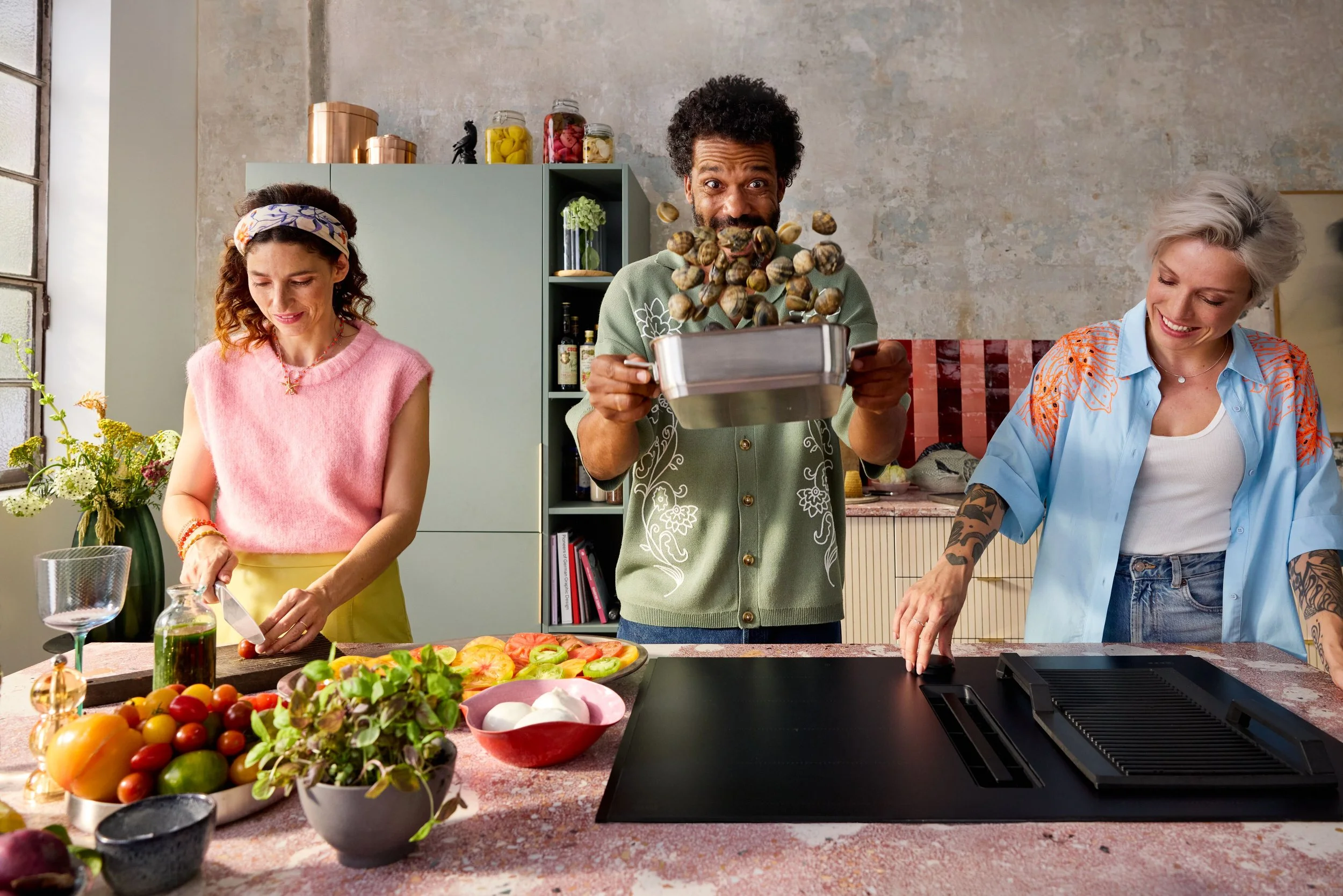20250724_Neff-Btd_VentingCooktop-Cooking-Product_T-11487-TIF100_NEW.jpg