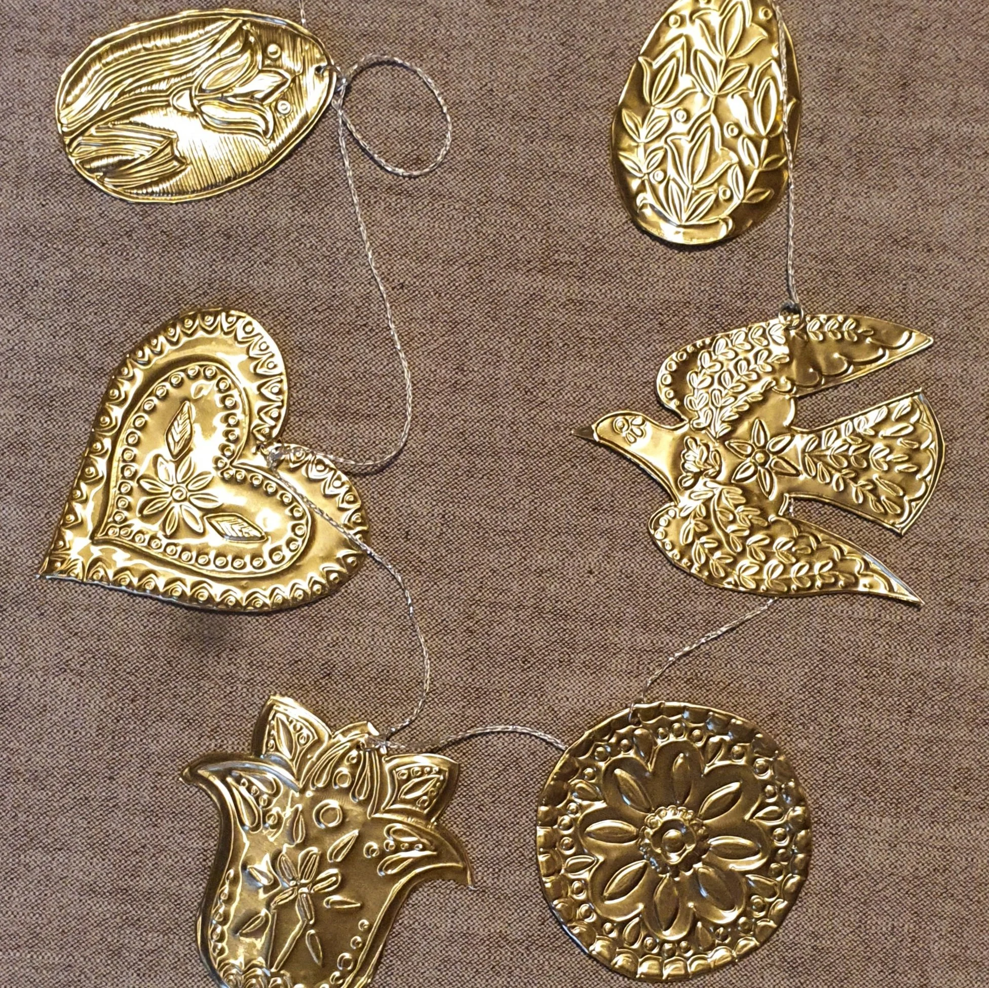 Embossing Template: Spring Garland (Digital Download)