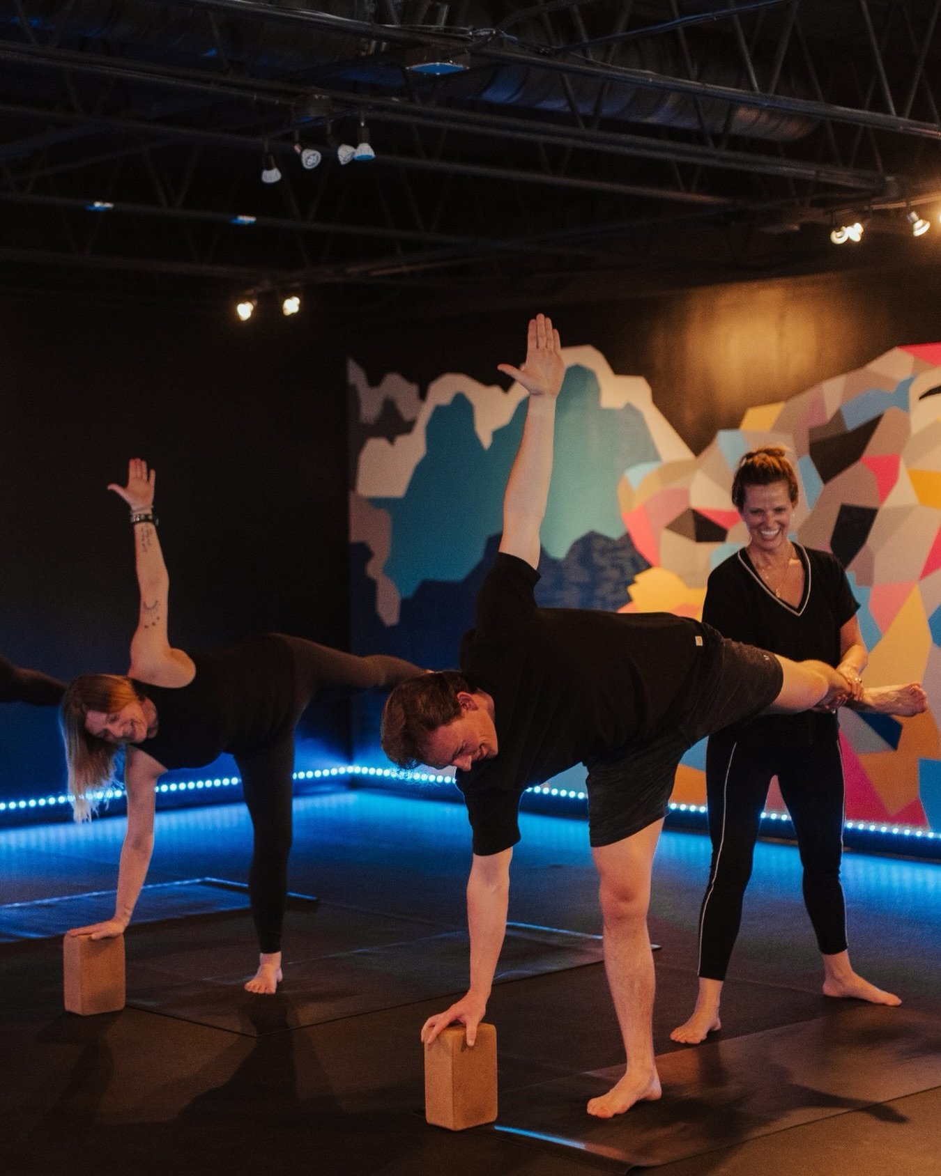 a few balance reminders👇

⭐️ wobbling is normal
⭐️ some days are steady, some days are not
⭐️ blocks are here to help (and so are we)
⭐️ fall out? Cool! Jump back in 😉

Share a balance pose you love or are working on below!