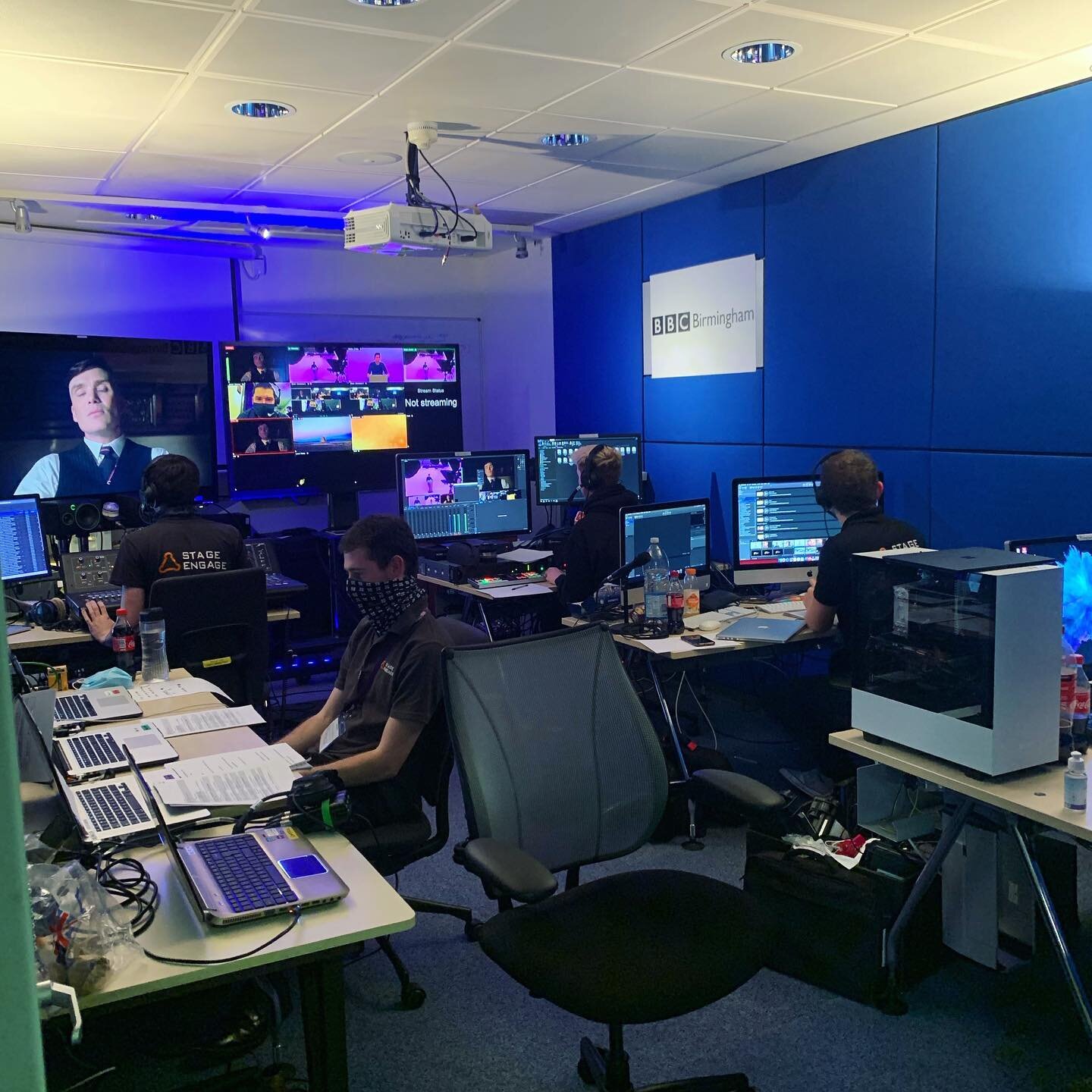 Behind the scenes of a live-streamed awards event. Here we bought in all the nominees and winners remotely to receive their awards as well as broadcasting it to hundreds of people worldwide. #livestream #virtualevents #awards #television #broadcast #