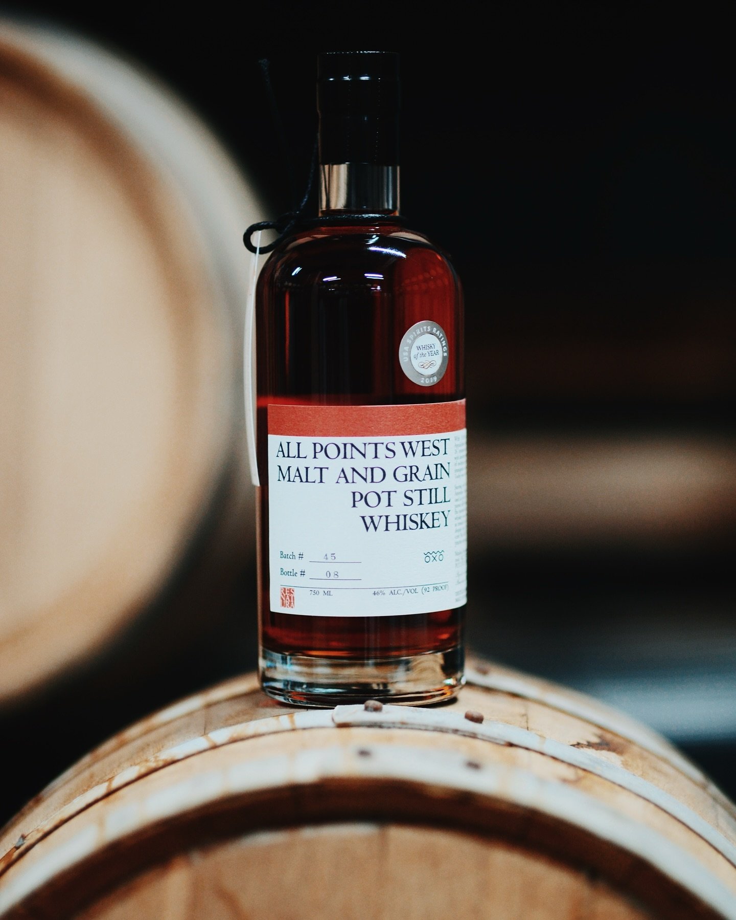 Malt and Grain Pot Still Whiskey is a bridge between bourbon and scotch with notes of Tobacco and Dark Chocolate.

If this relates to you then you need to try this expression!
.
.
.
#allpointswestdistillery #maltandgrain #newarknj #whiskeyclubnj #whi