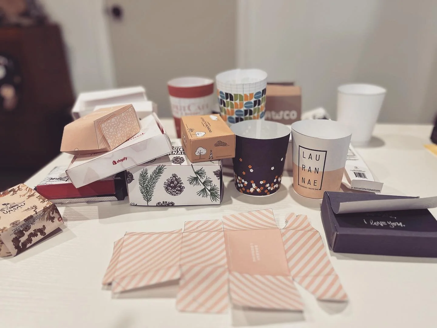 Cleaning out my Mini Mock-ups!

If you didn&rsquo;t know, not only am I a designer but I have also worked in printing for 20+ years.

When working with my print packaging clients it helps to physically see where things are going to print and to see i