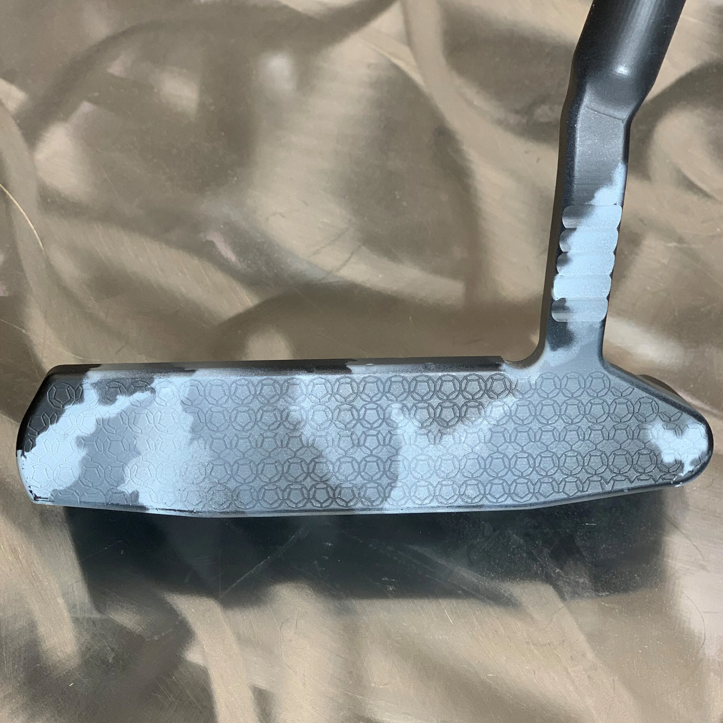 GRAY CAMO PUTTER FRONT