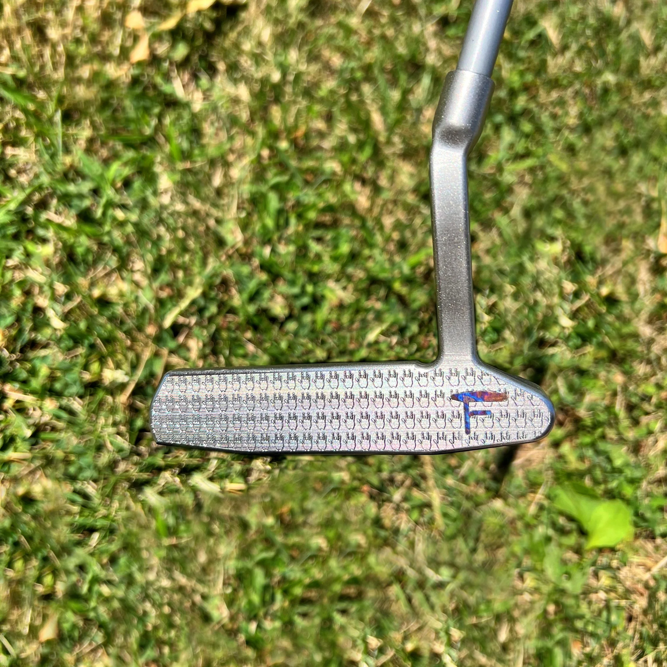 30 DEGREE TOE HANG WITH TIMASC US LOGO PUTTER FRONT