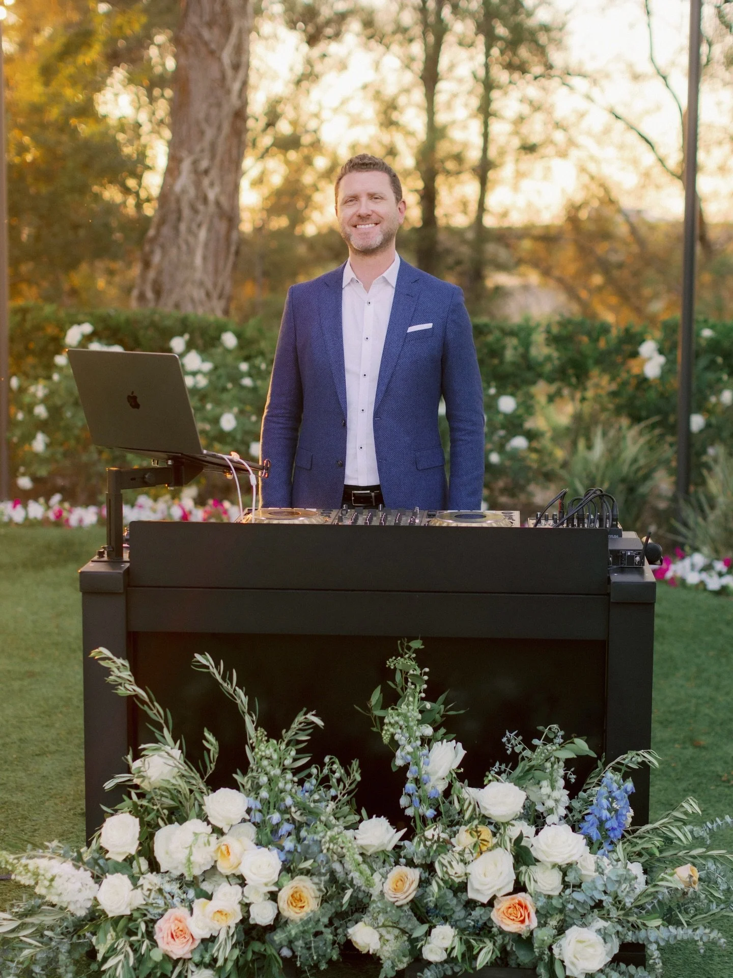 It's hard to believe this year marks 25 years since my first gig. Despite all the changes in my life and the world, my love for music and sharing it with others has remained the same. Behind the decks will forever be home. 🎧

📷: @caitlinalohilaniph