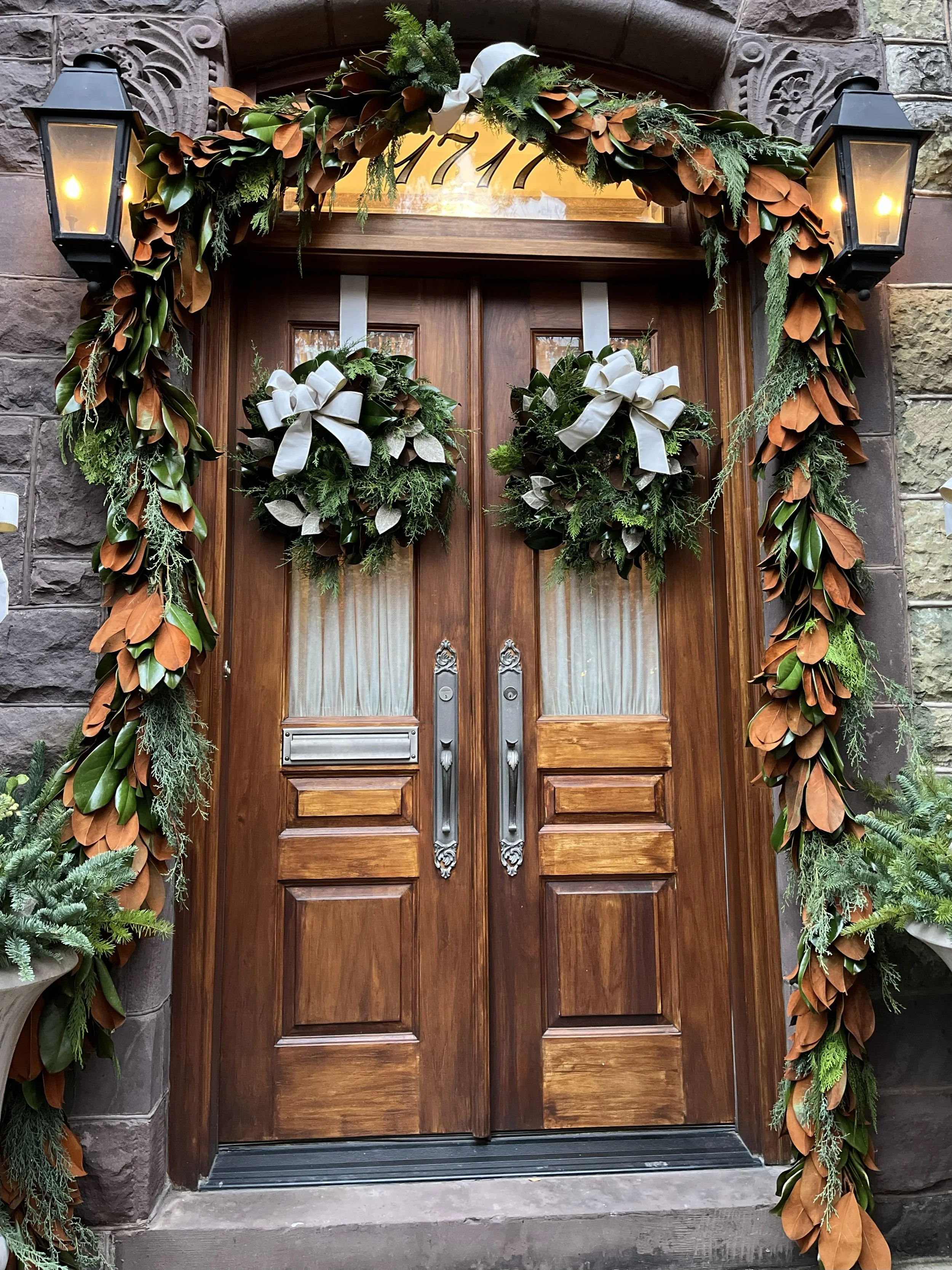 Southern Charm 10' Garland