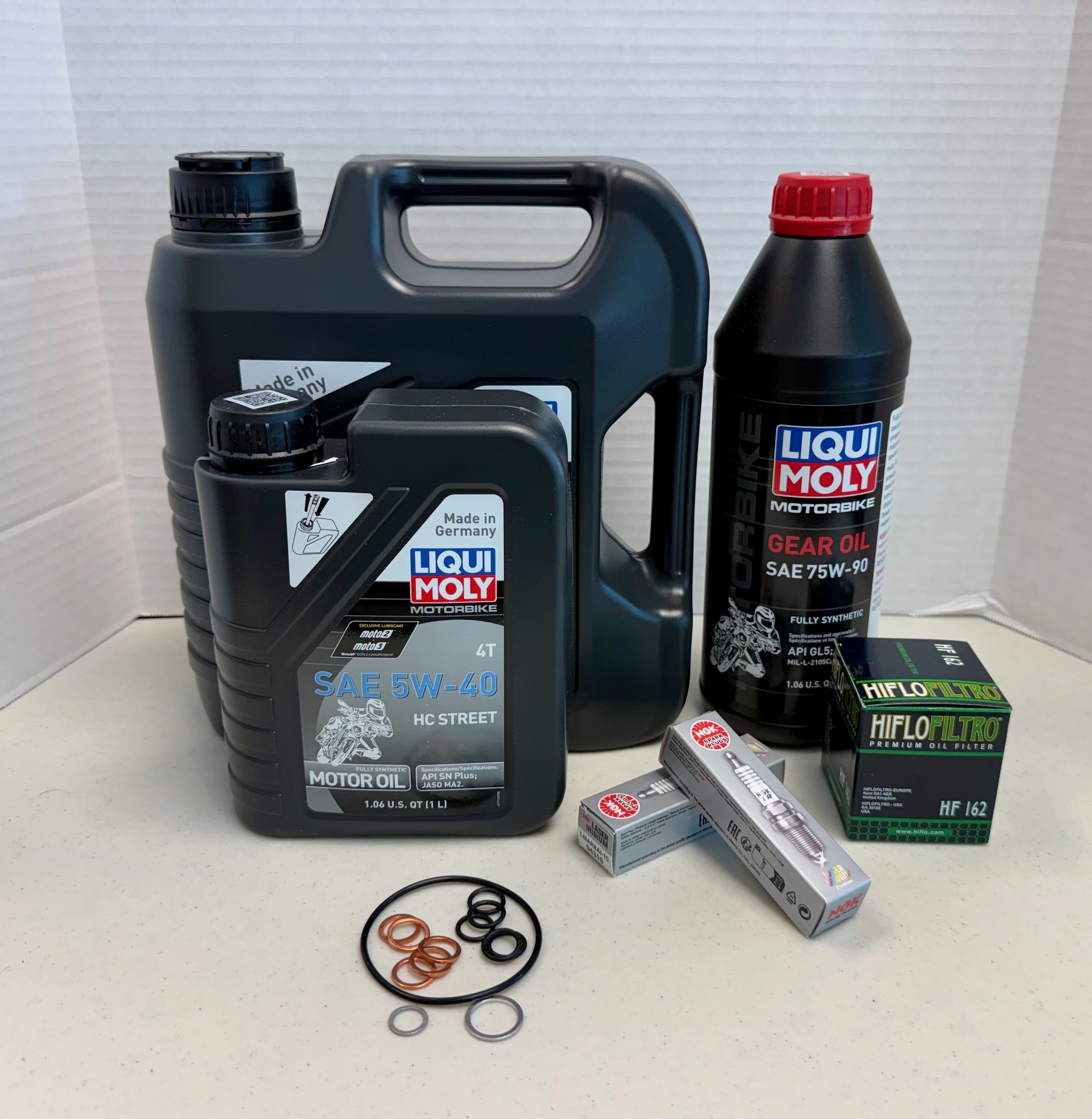 R1300/12k Service Kit w/o Air Filter: Oil Change, Spark Plugs, Final Drive. FREE SHIPPING*