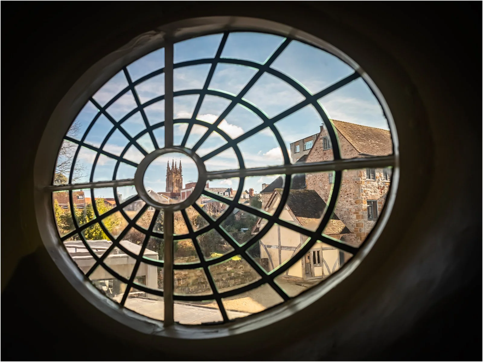 3rd_View Through the Eye of the Web_Russ Khan