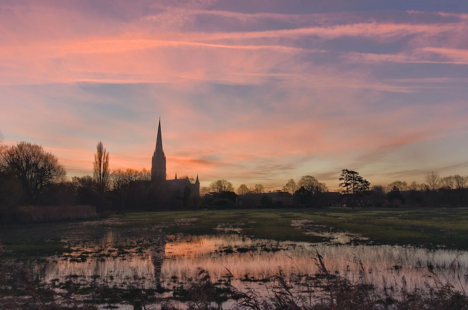 011_Salisbury Cathedral Sunrise_Thomas Wicks