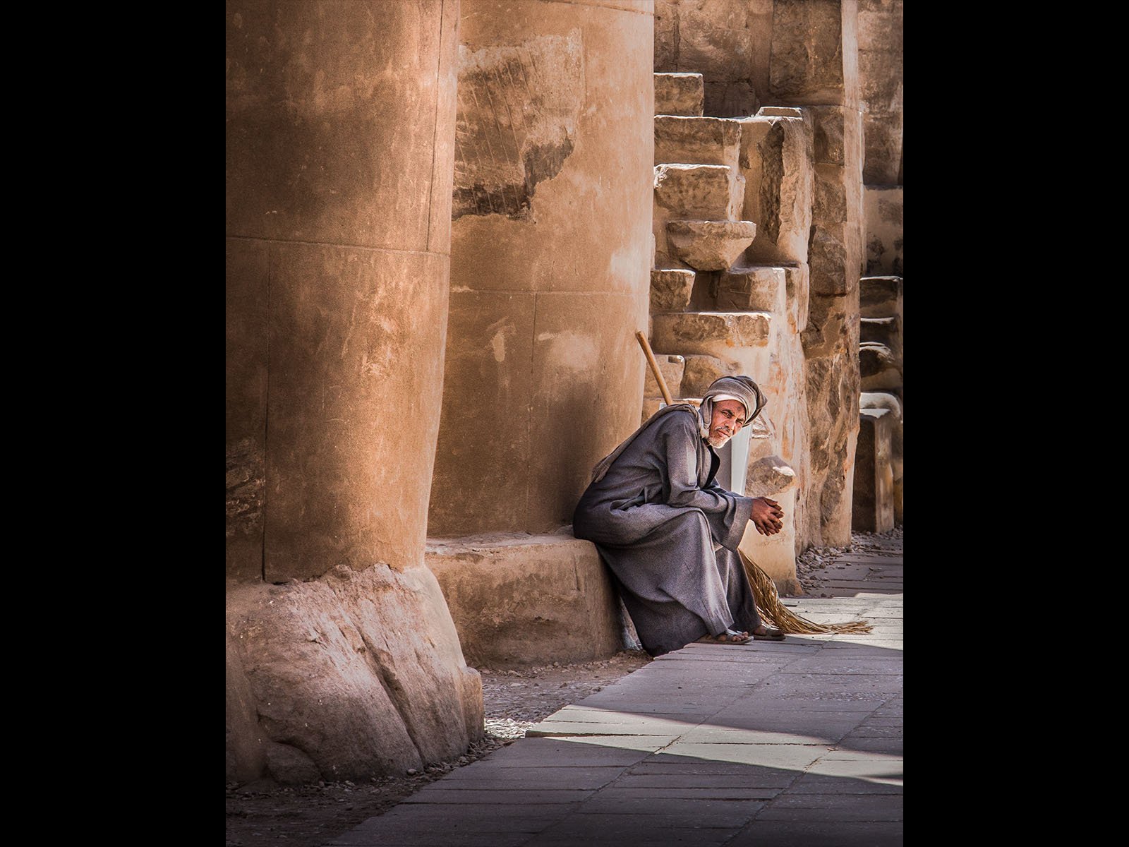 The temple sweeper.jpg