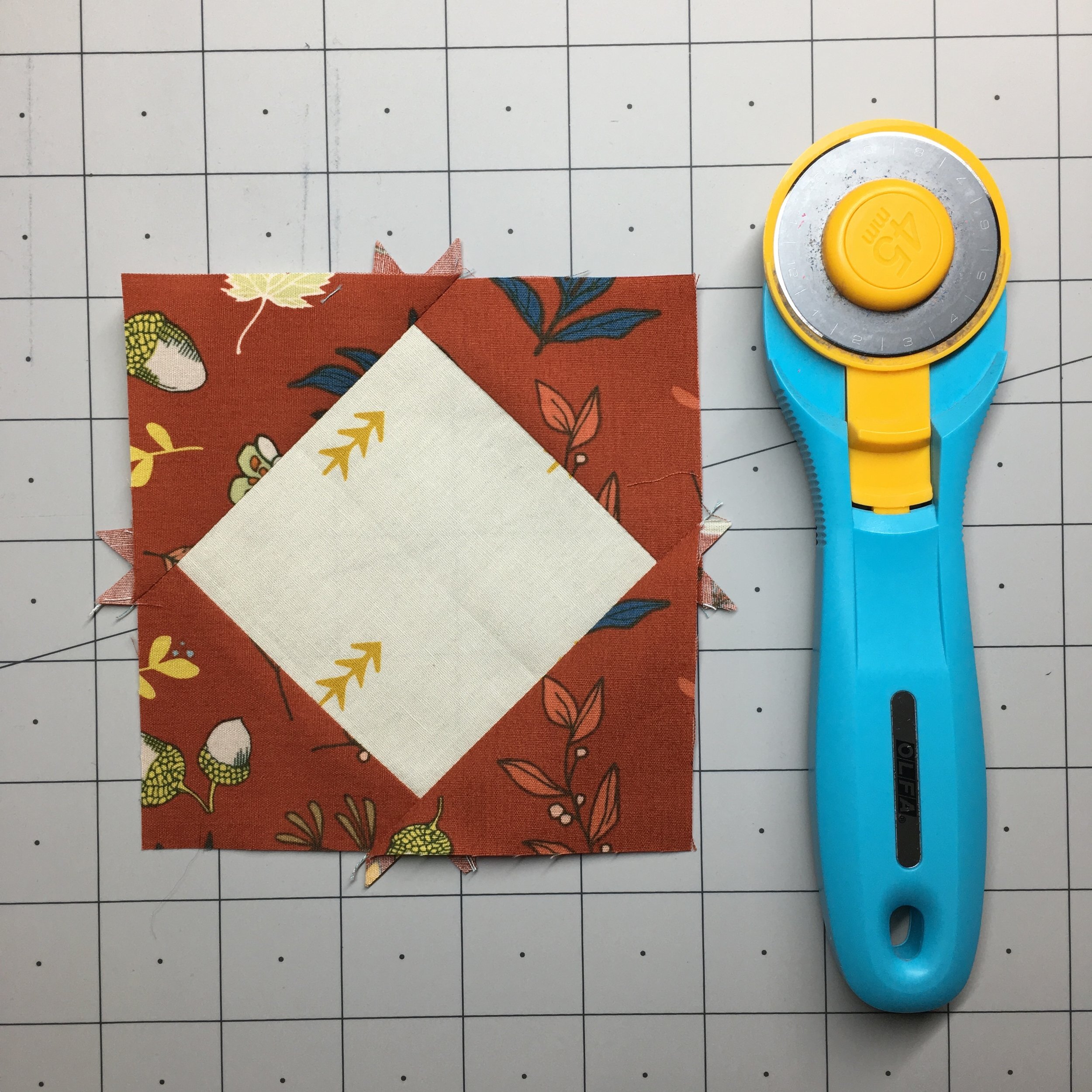 How to Make Square in a Square Blocks with HollyAnne Knight of String &amp; Story