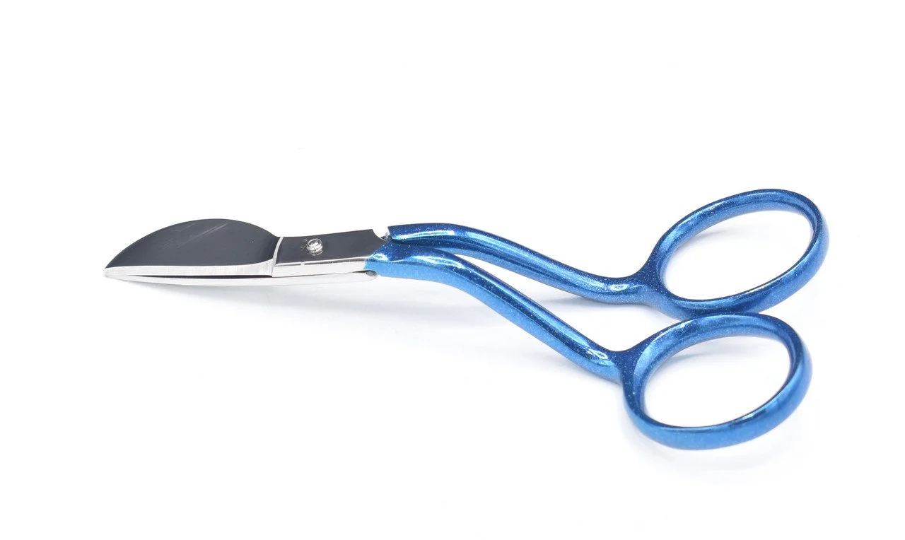 Famore TRUE-LEFTHANDED Mini Duckbill Applique Scissors