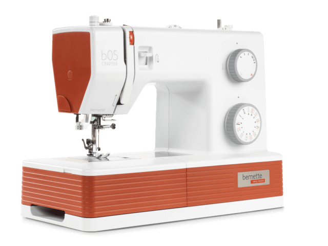 b05 Crafter Sewing Machine