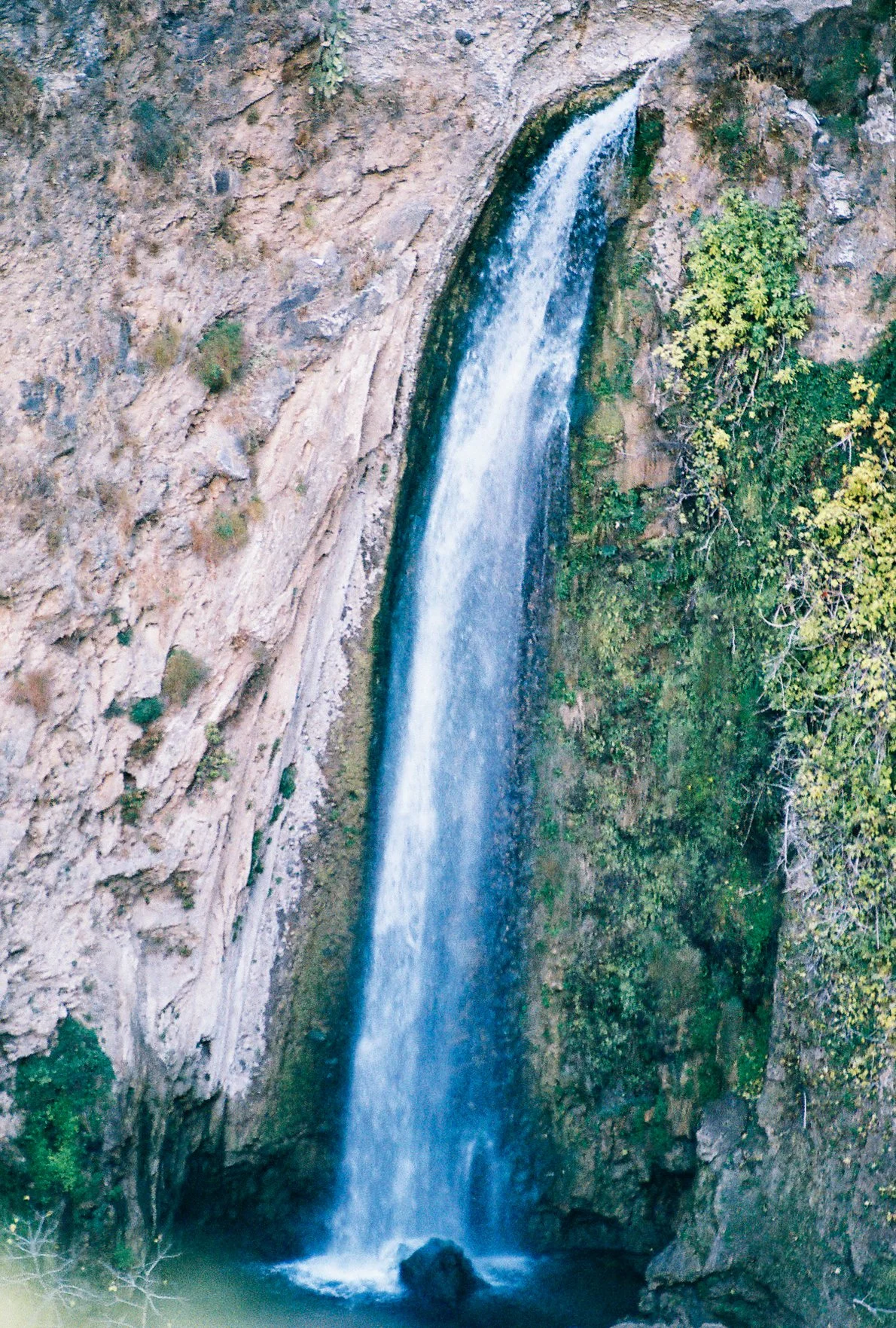R1-06683-0019.jpg