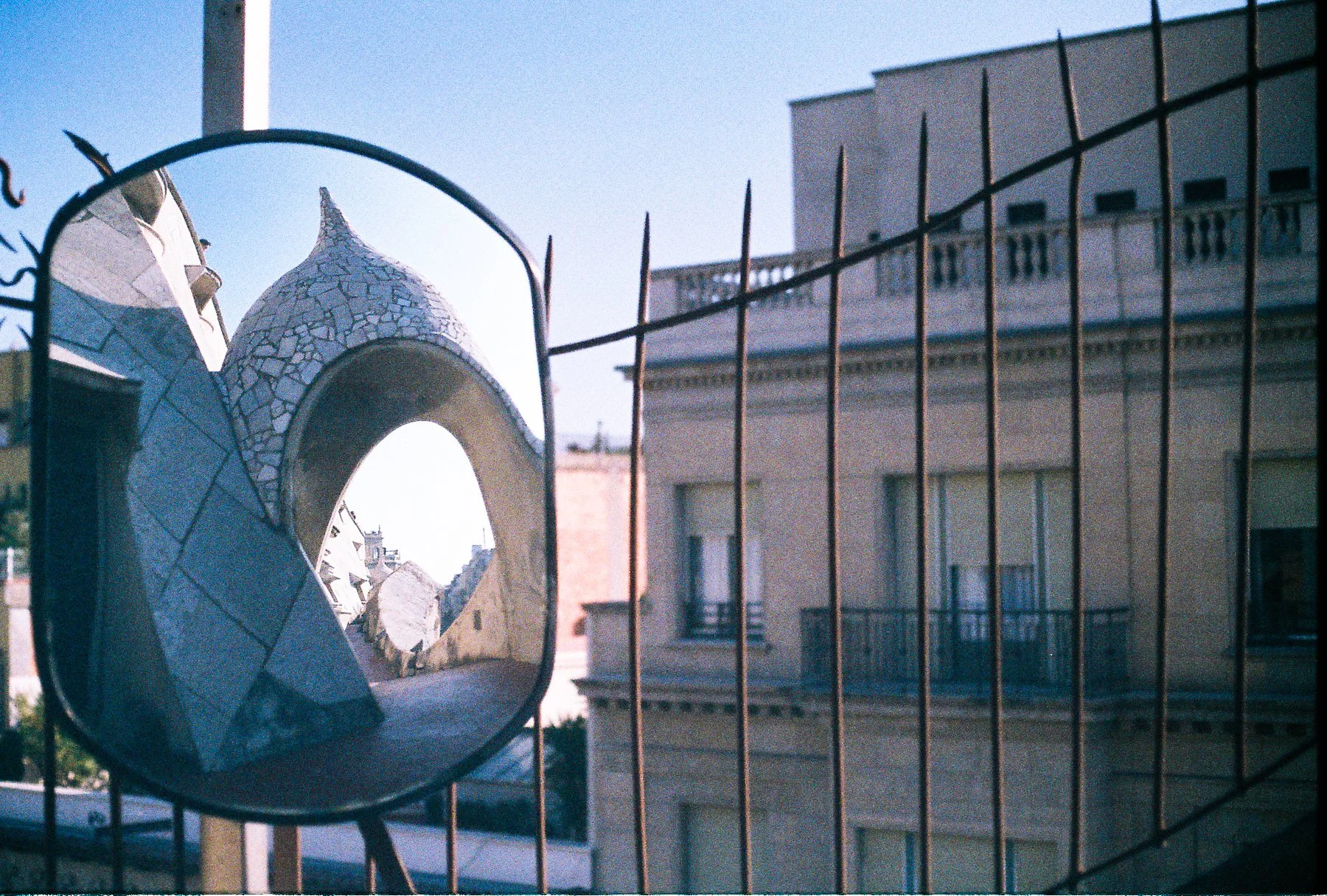 R1-06666-0011.jpg