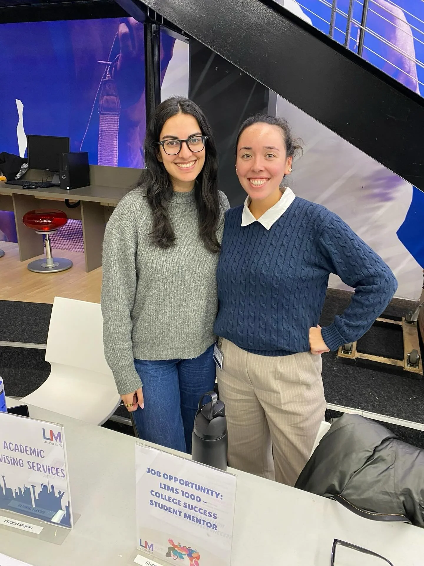 A look at yesterday&rsquo;s Scholarship &amp; Campus Opportunities Fair. 

It&rsquo;s happening again today from 1-2pm and there&rsquo;s a Zoom Q&amp;A tonight at 5:30pm!