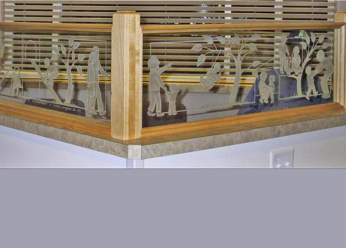 glass-dividers-sandblasted-with-children.jpg