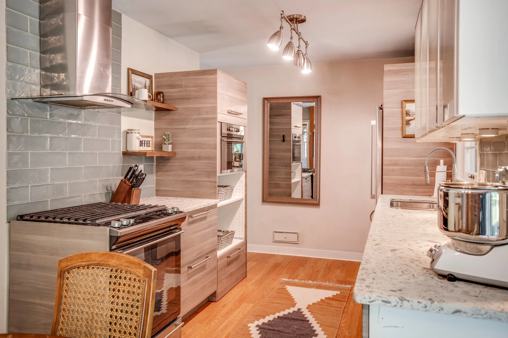 _57A0142B.jpg
