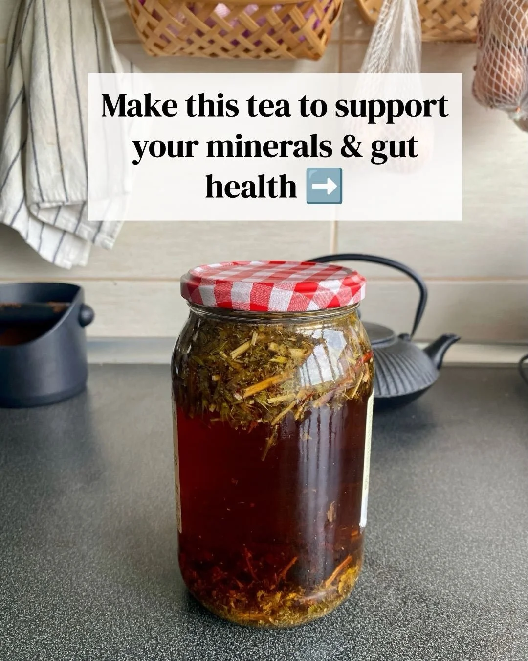 One of my favorite teas that I have many of my clients start drinking regularly 🫖 

It&rsquo;s easy to make and loaded with essential nutrients like iron (plus vitamin C to help with absorption), magnesium, and potassium.

These minerals are essenti