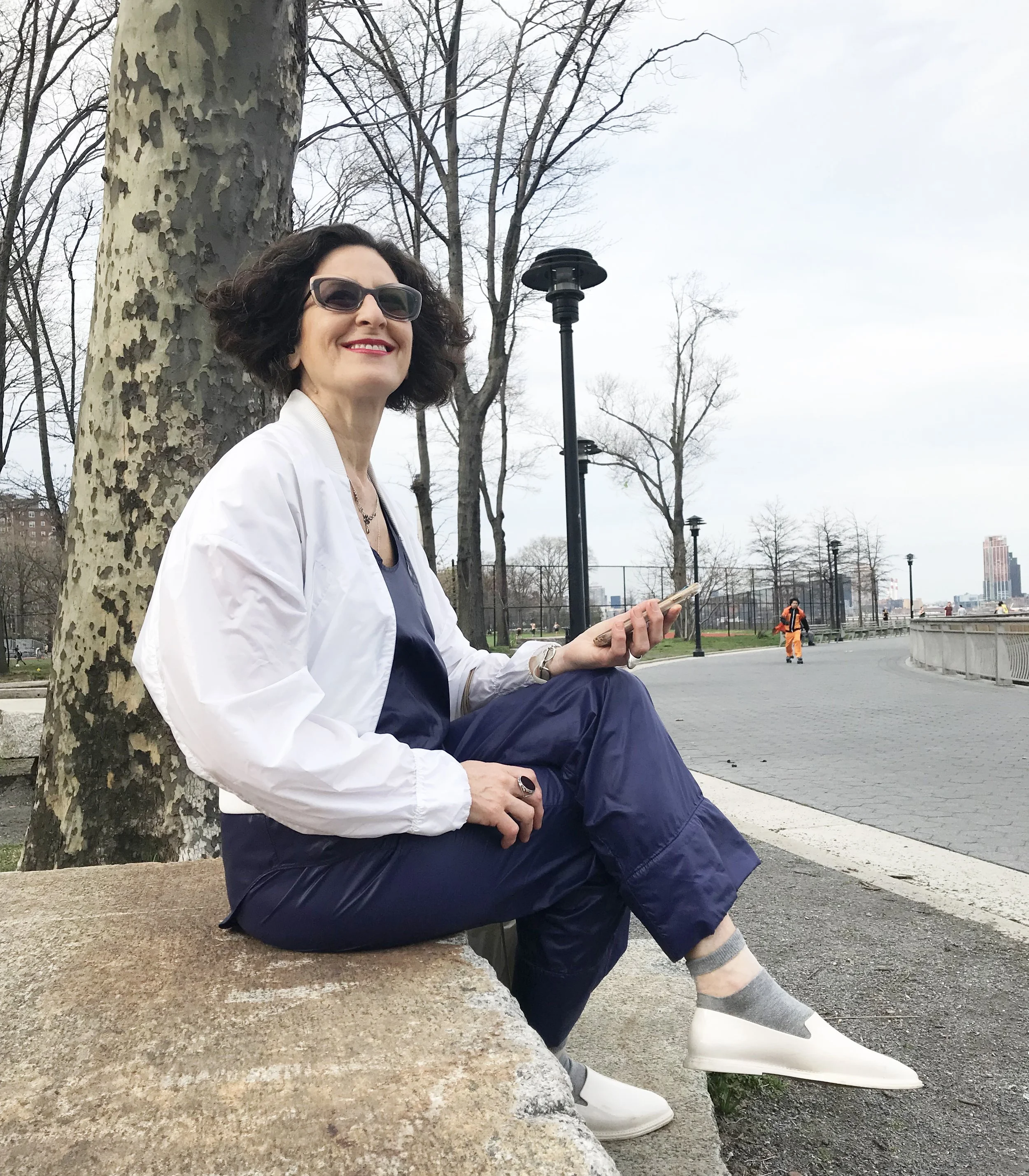 WHITE SUPER LIGHTWEIGHT BOMBER JACKET
