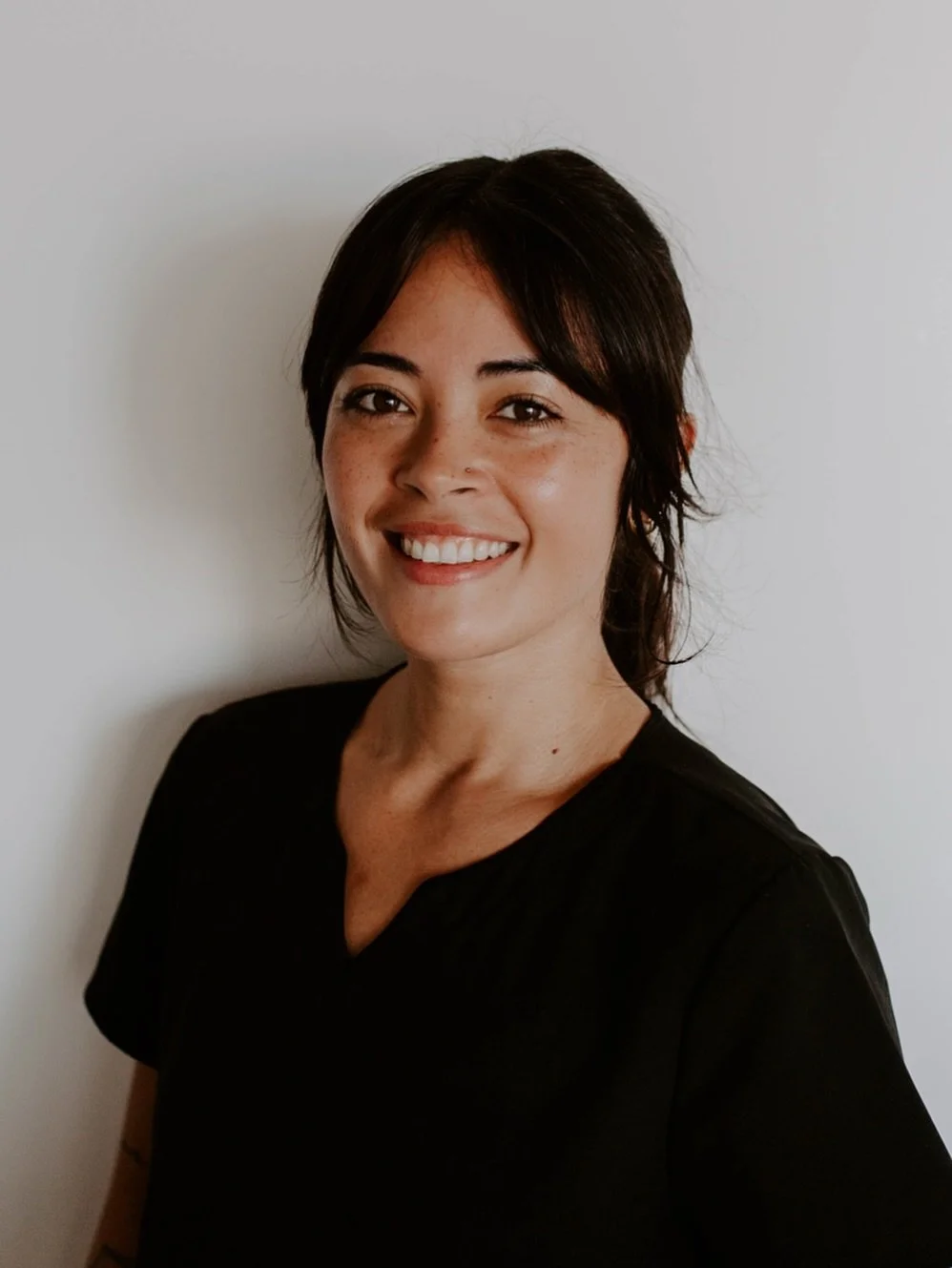 Hi everyone! I&rsquo;m Alex, the founder, owner and lead massage therapist at Kona Wellness Center. Two days ago, I celebrated 5 years working full time for myself as a massage therapist 🎉 Running a business has taught me so much about boundary sett
