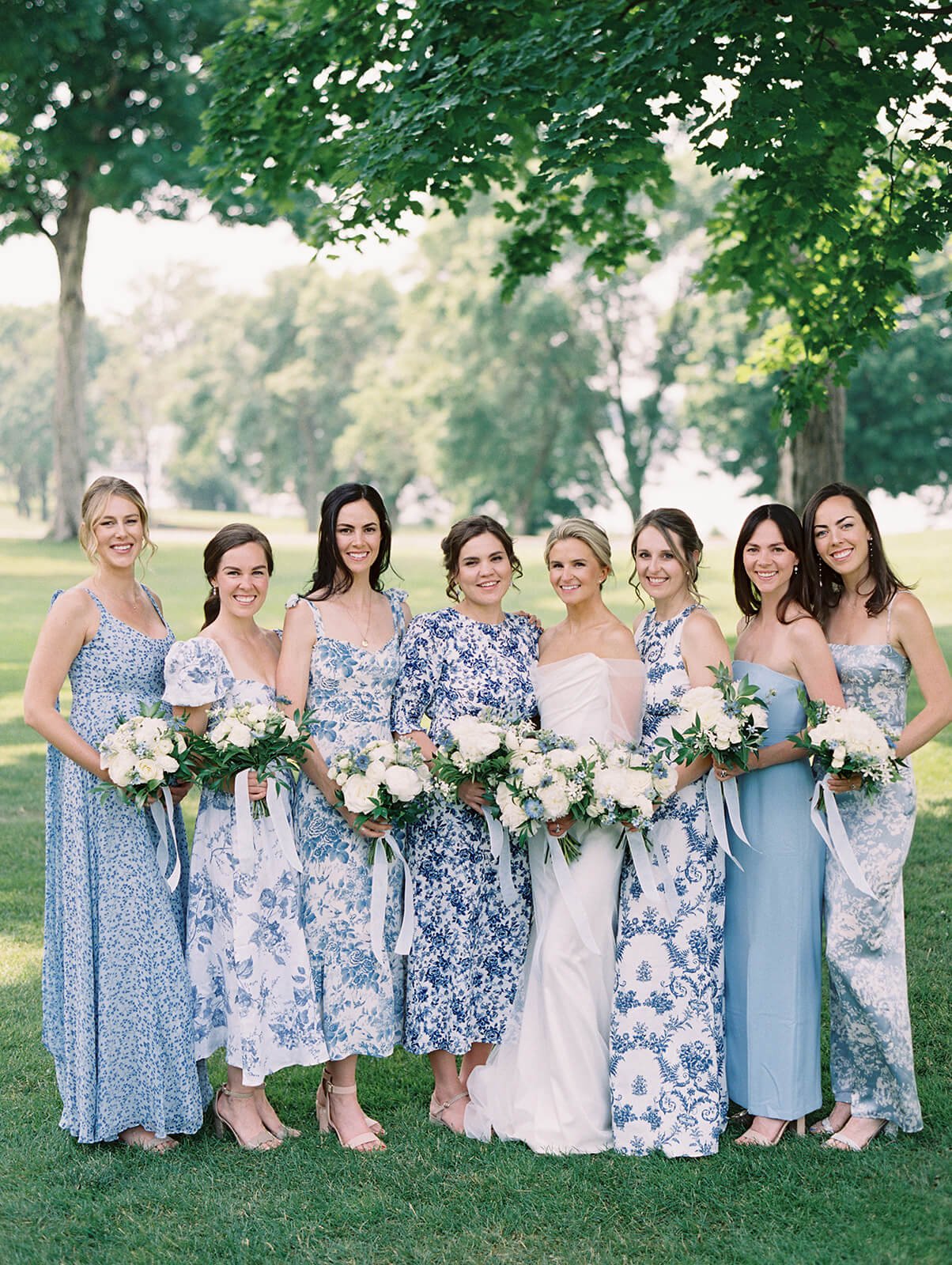 Mismatched bridesmaids in blue