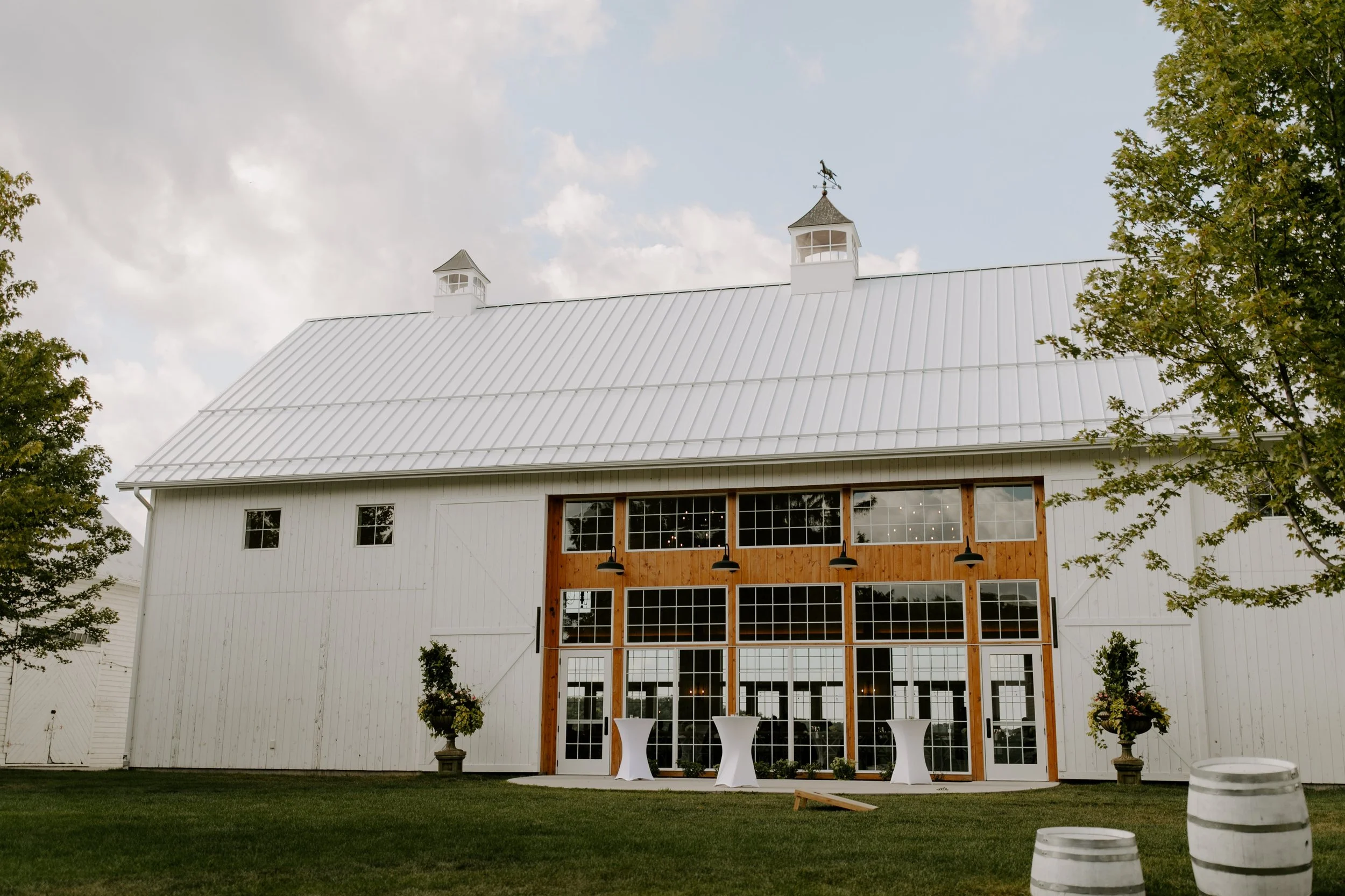 WillowBrookeFarmWedding-MNWeddingVenues-michaelagraw-happililyevents (14).jpg