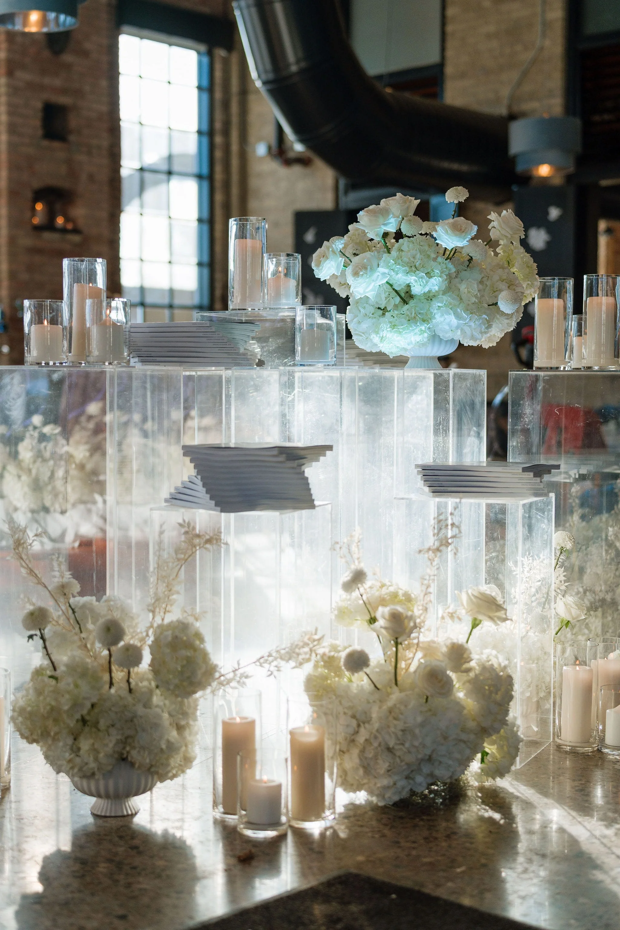 MinnesotaBrideLaunchParty_TONYAHJORTPHOTOGRAPHY-MNWeddingPlanner-HappiLilyEvents (16).jpg