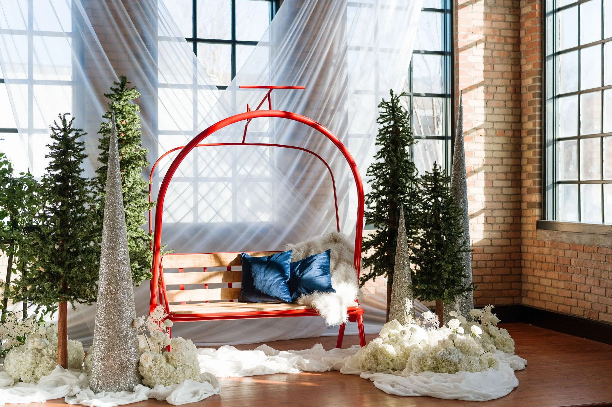 MinnesotaBrideLaunchParty_TONYAHJORTPHOTOGRAPHY-MNWeddingPlanner-HappiLilyEvents (131).jpg