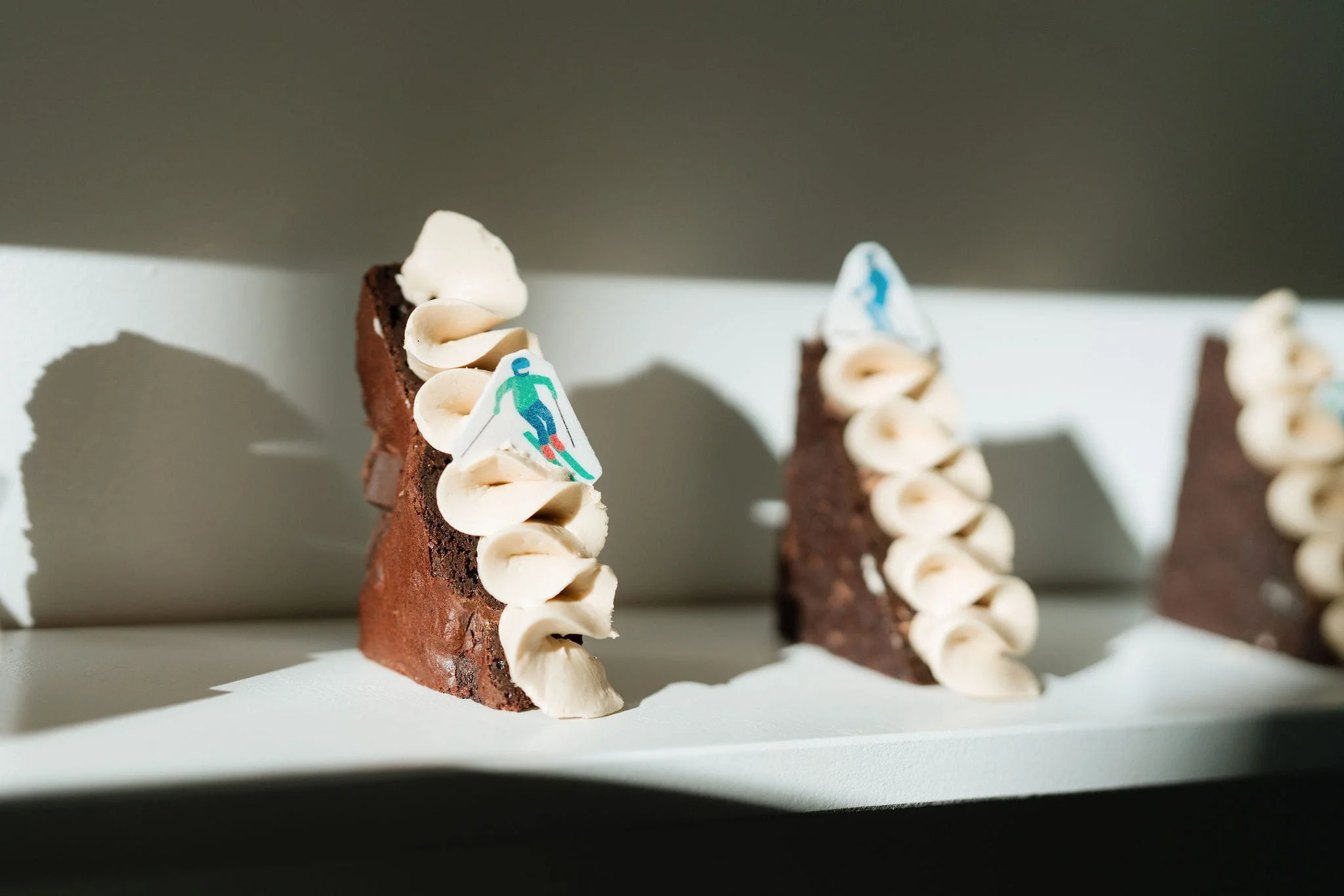 MinnesotaBrideLaunchParty_TONYAHJORTPHOTOGRAPHY-MNWeddingPlanner-HappiLilyEvents (4).jpg